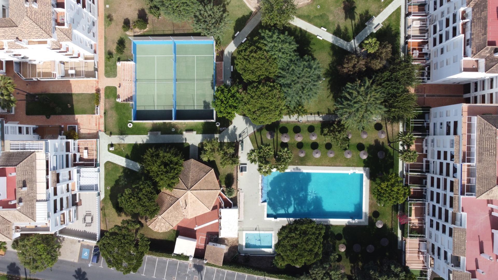 Piso en venta  calle PINARES DEL PORTIL, Laguna de El Portil  44/45