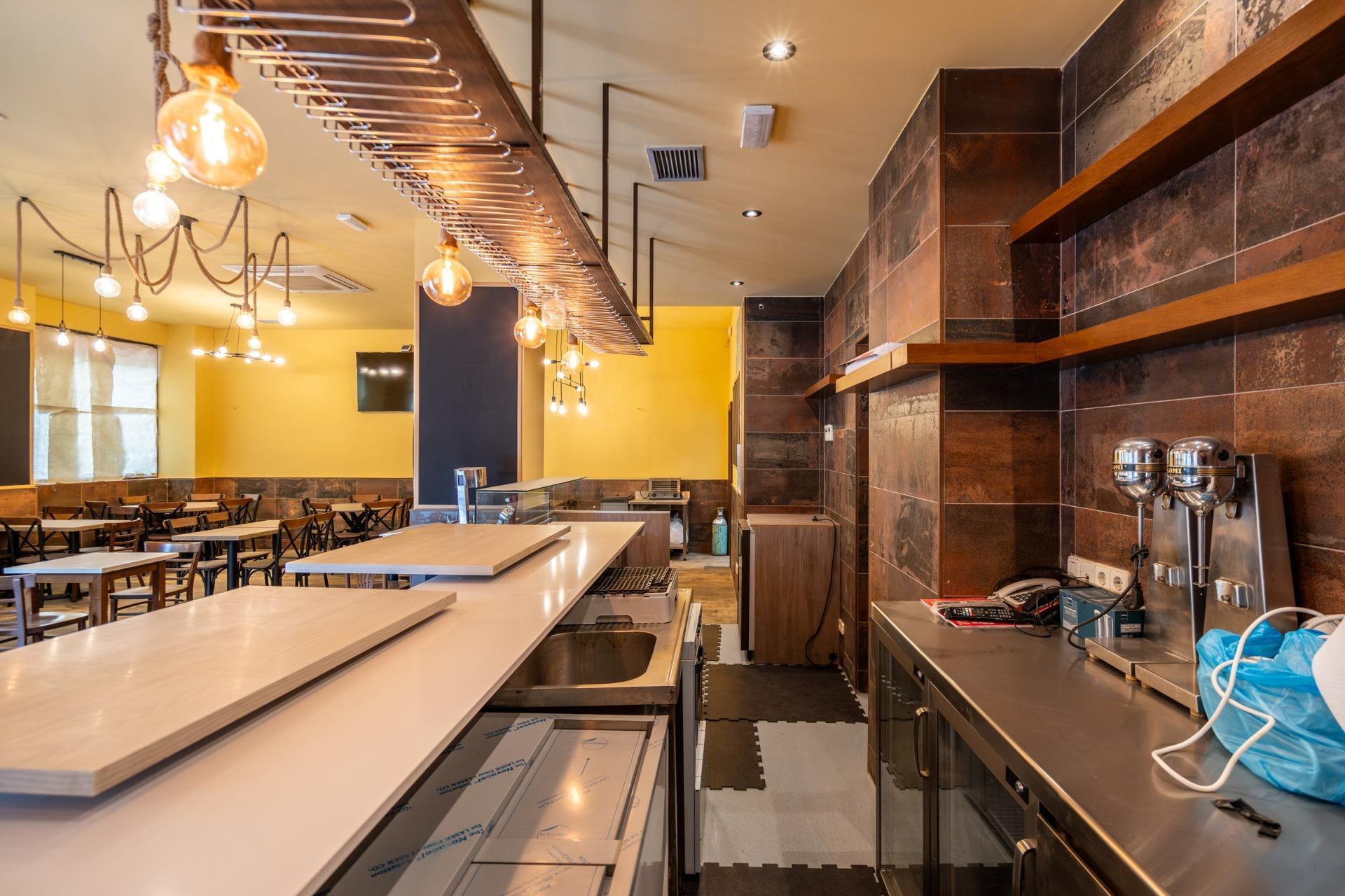 Piso en venta  calle ARCES LOS, Alcorcón  15/38