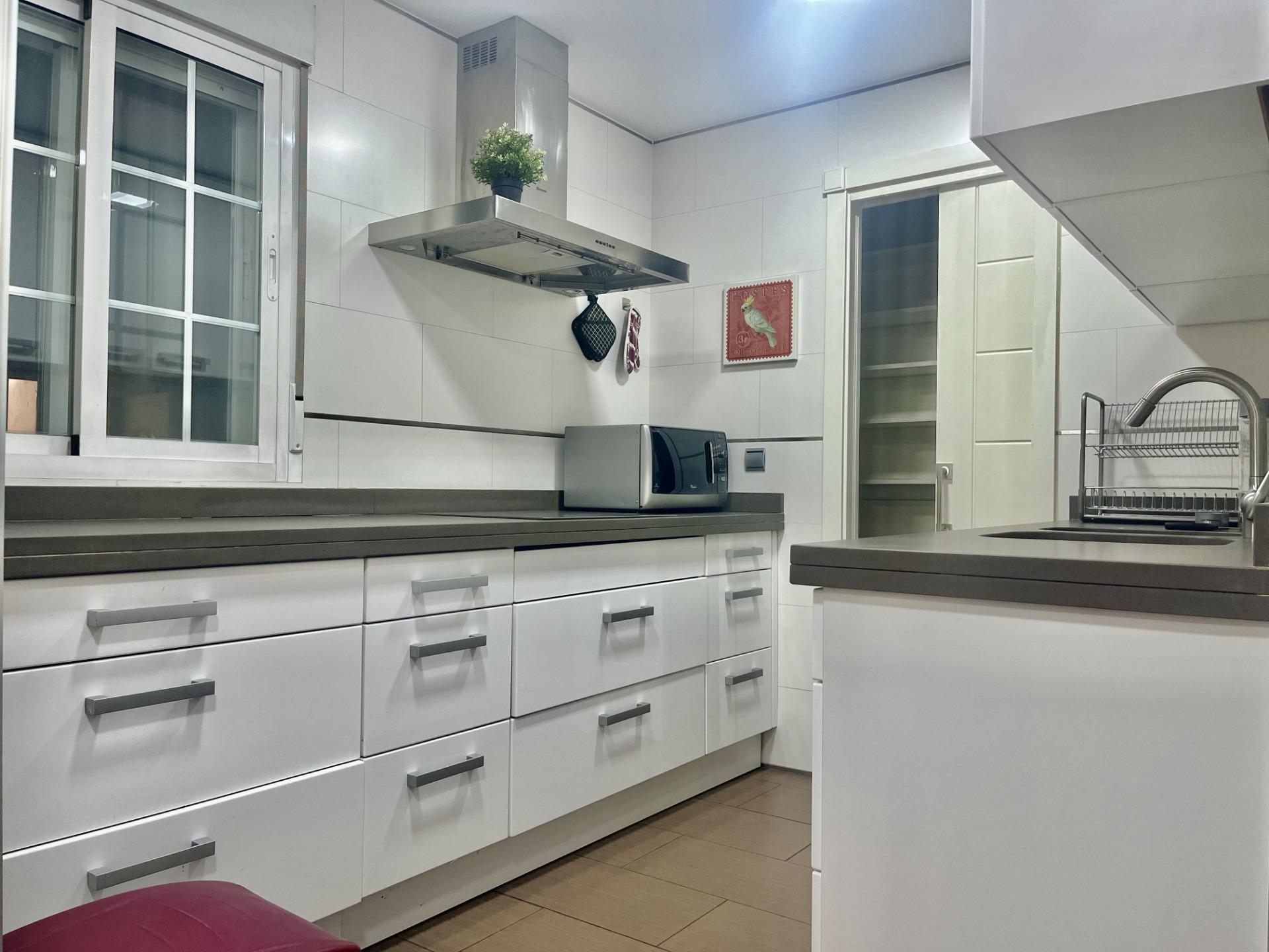 Piso en alquiler  calle CORAZON DE MARIA, 48, Madrid  11/29