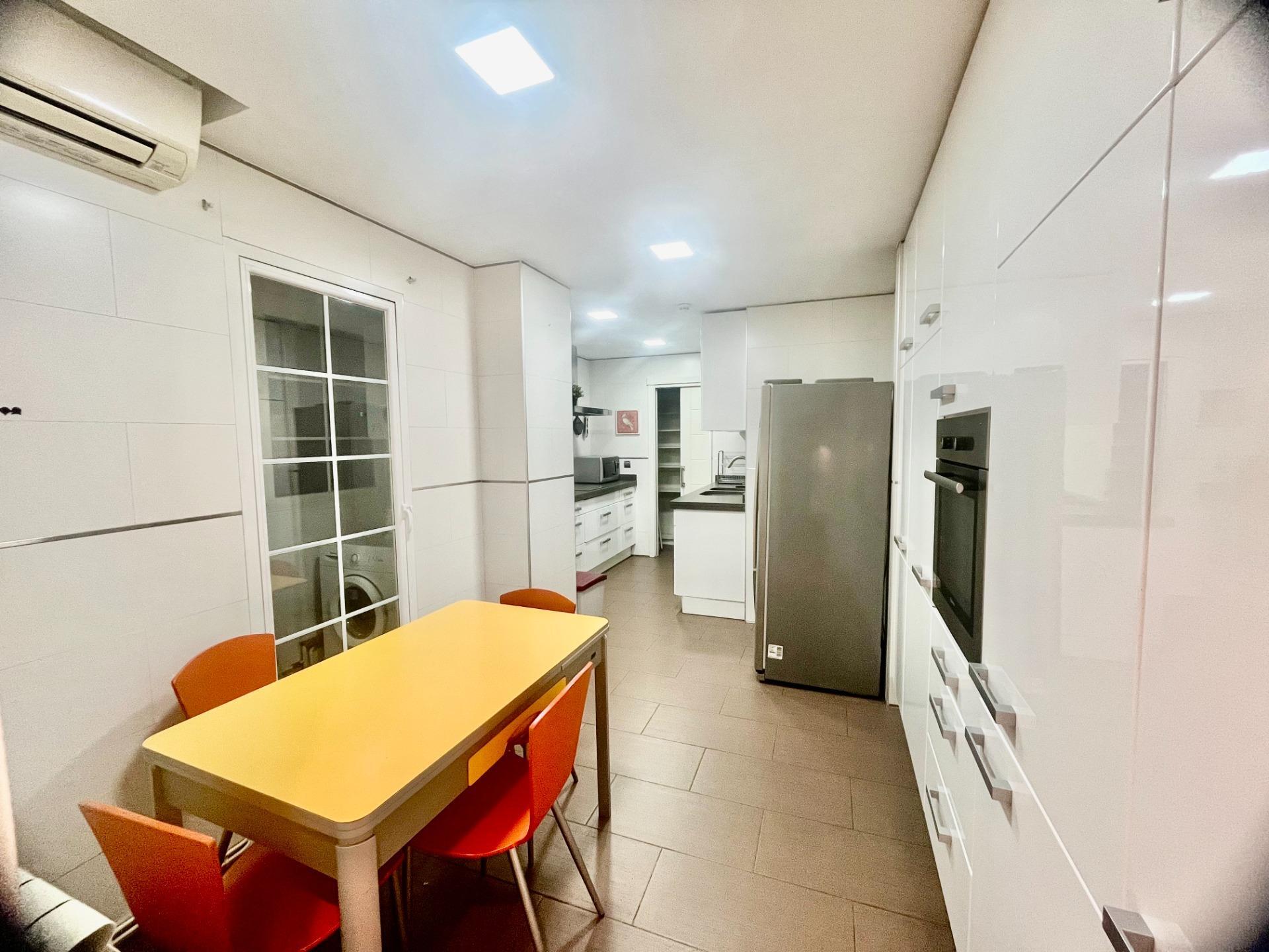 Piso en alquiler  calle CORAZON DE MARIA, 48, Madrid  12/29