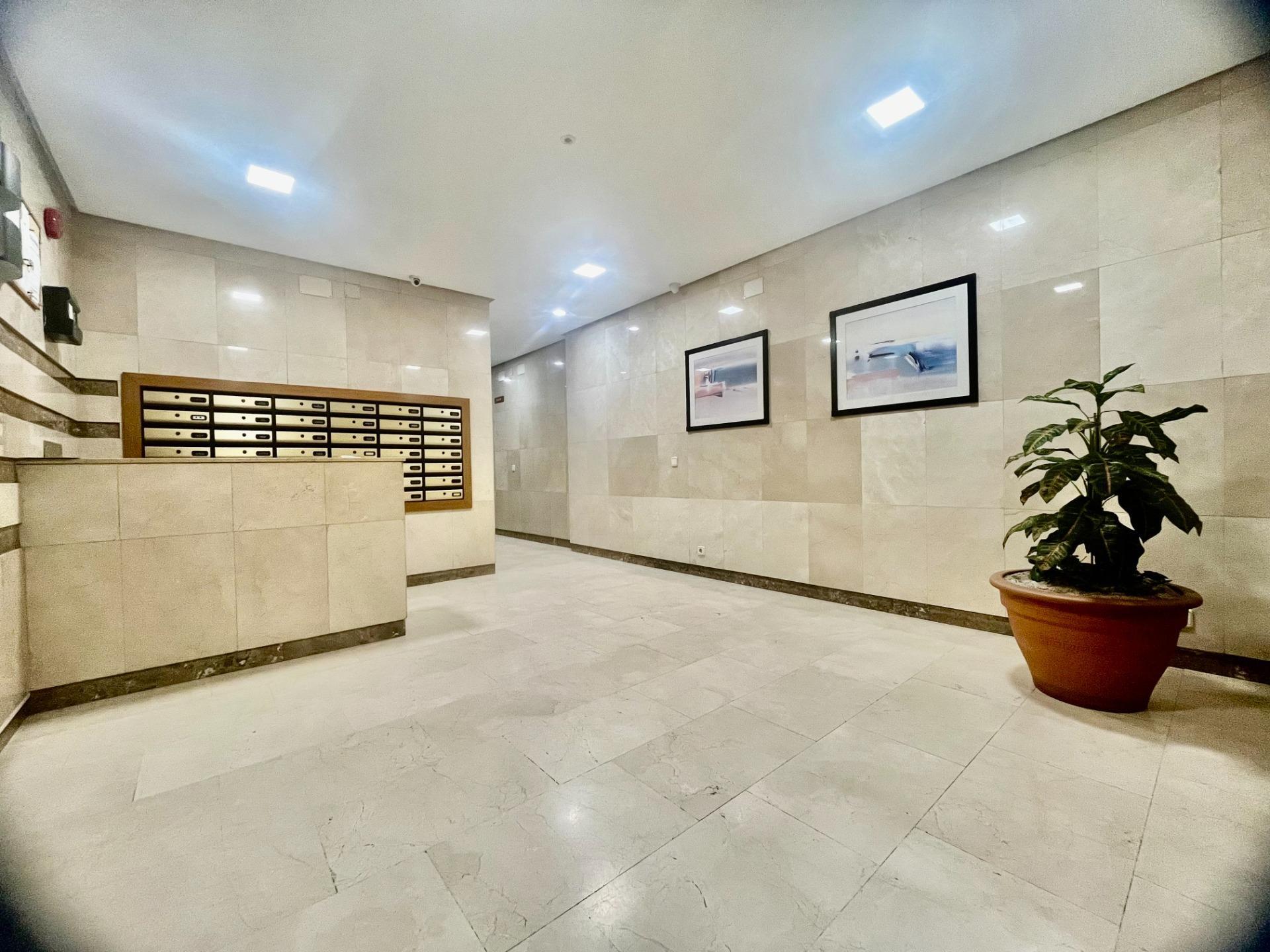 Piso en alquiler  calle CORAZON DE MARIA, 48, Madrid  19/29