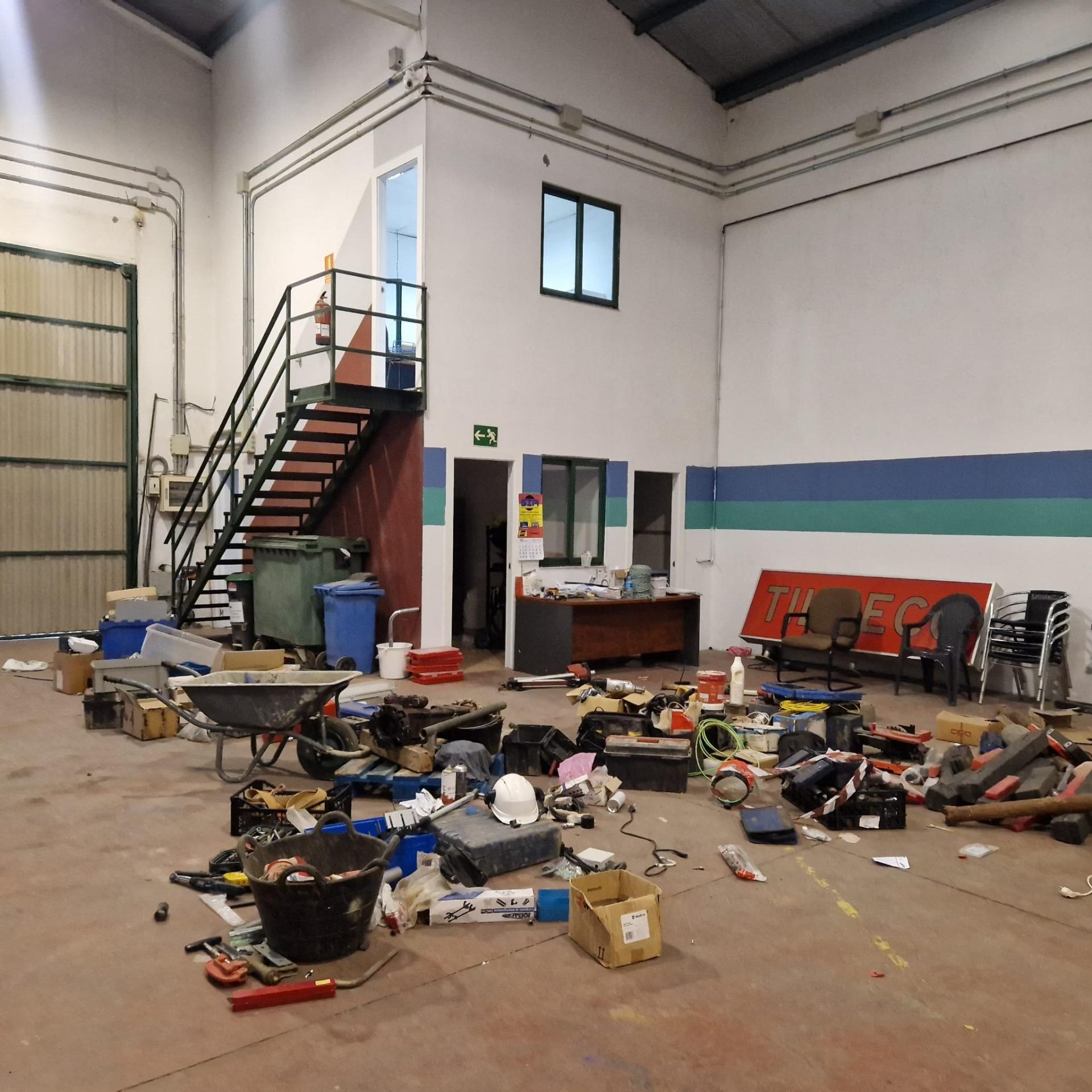 Industrial en venta  Cobeña  1/13