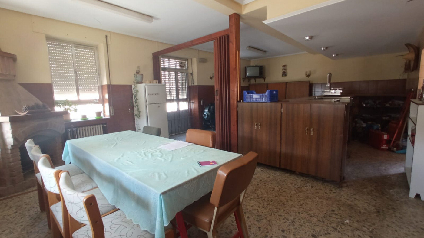 Casa en venta  Matallana de Torío  23/27