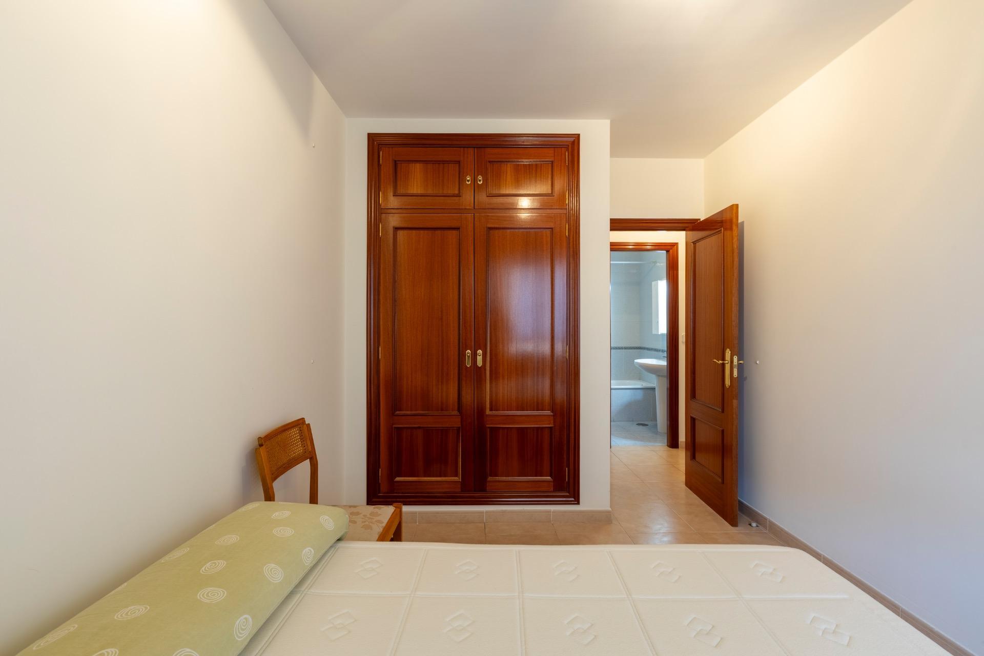 Pisos-Venta-PeÃ±afiel-2011031-Foto-16