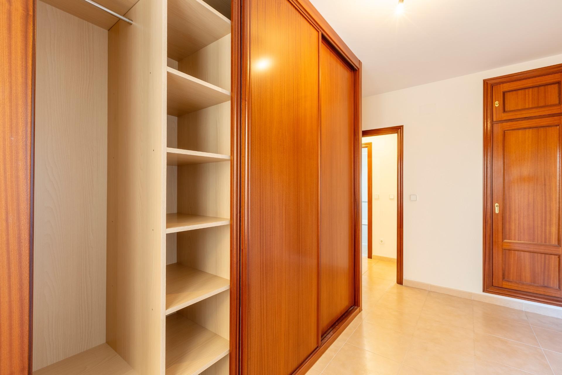 Pisos-Venta-PeÃ±afiel-2011031-Foto-21