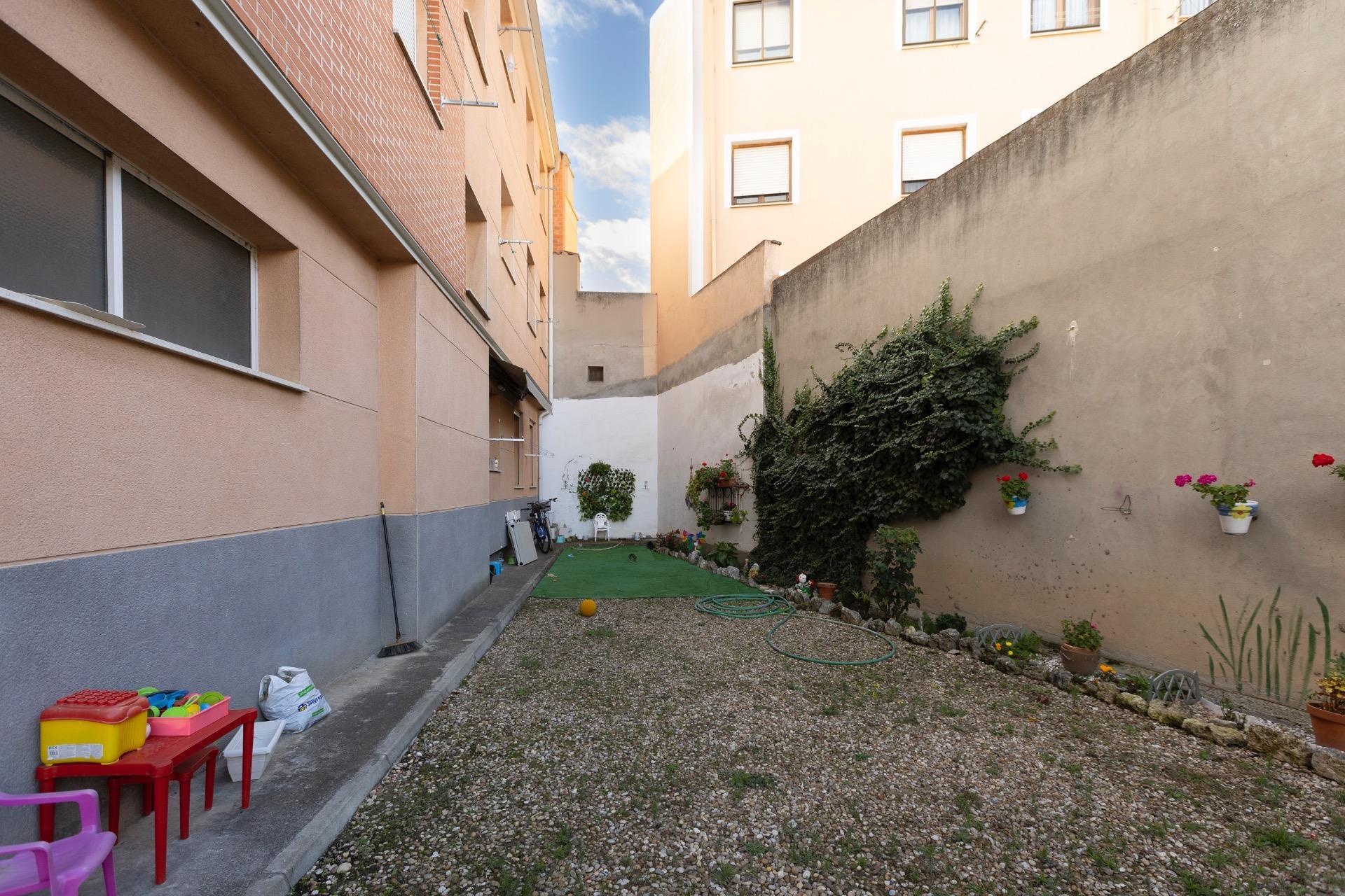 Pisos-Venta-PeÃ±afiel-2011031-Foto-39