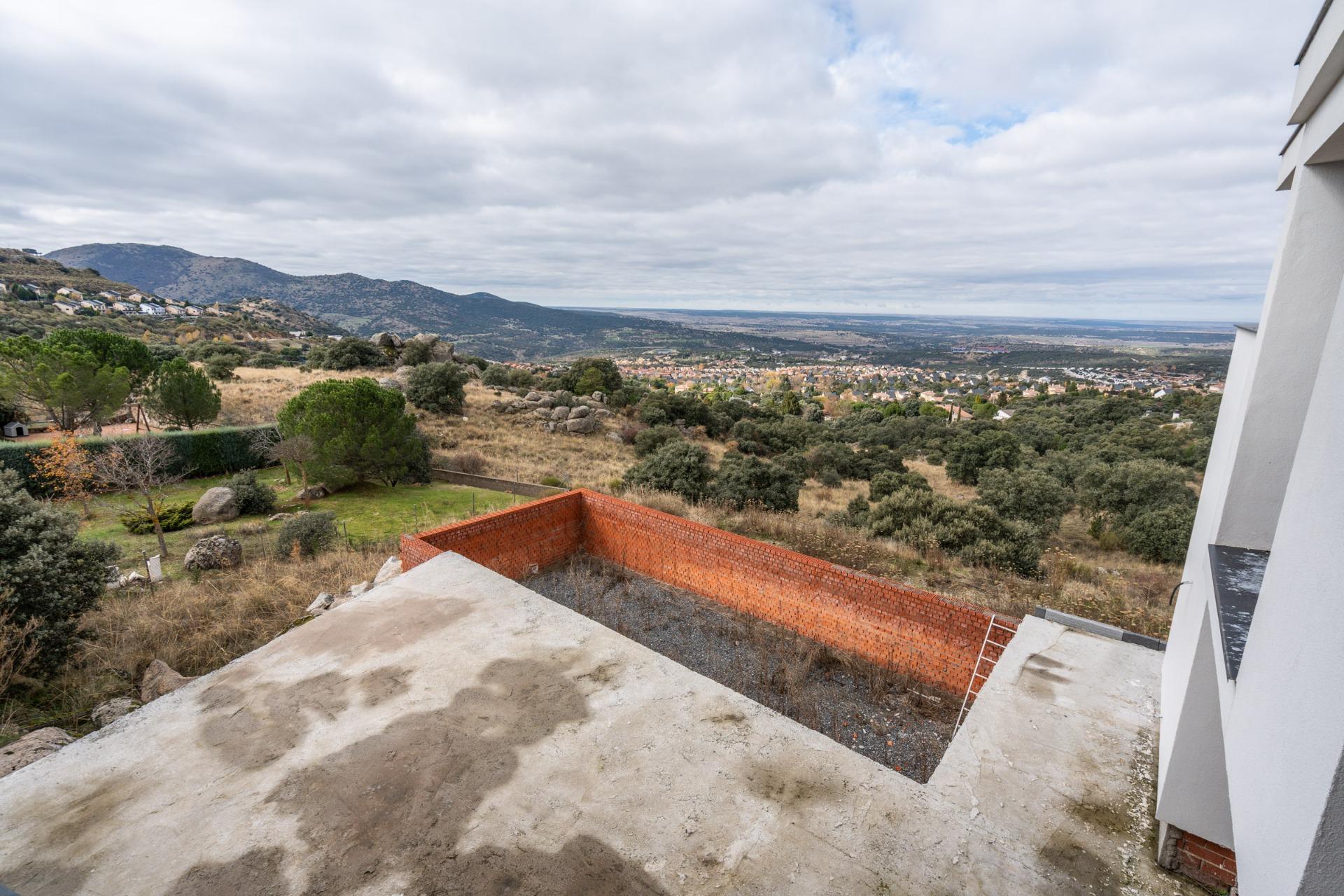 Casa en venta  El Espinar  34/46