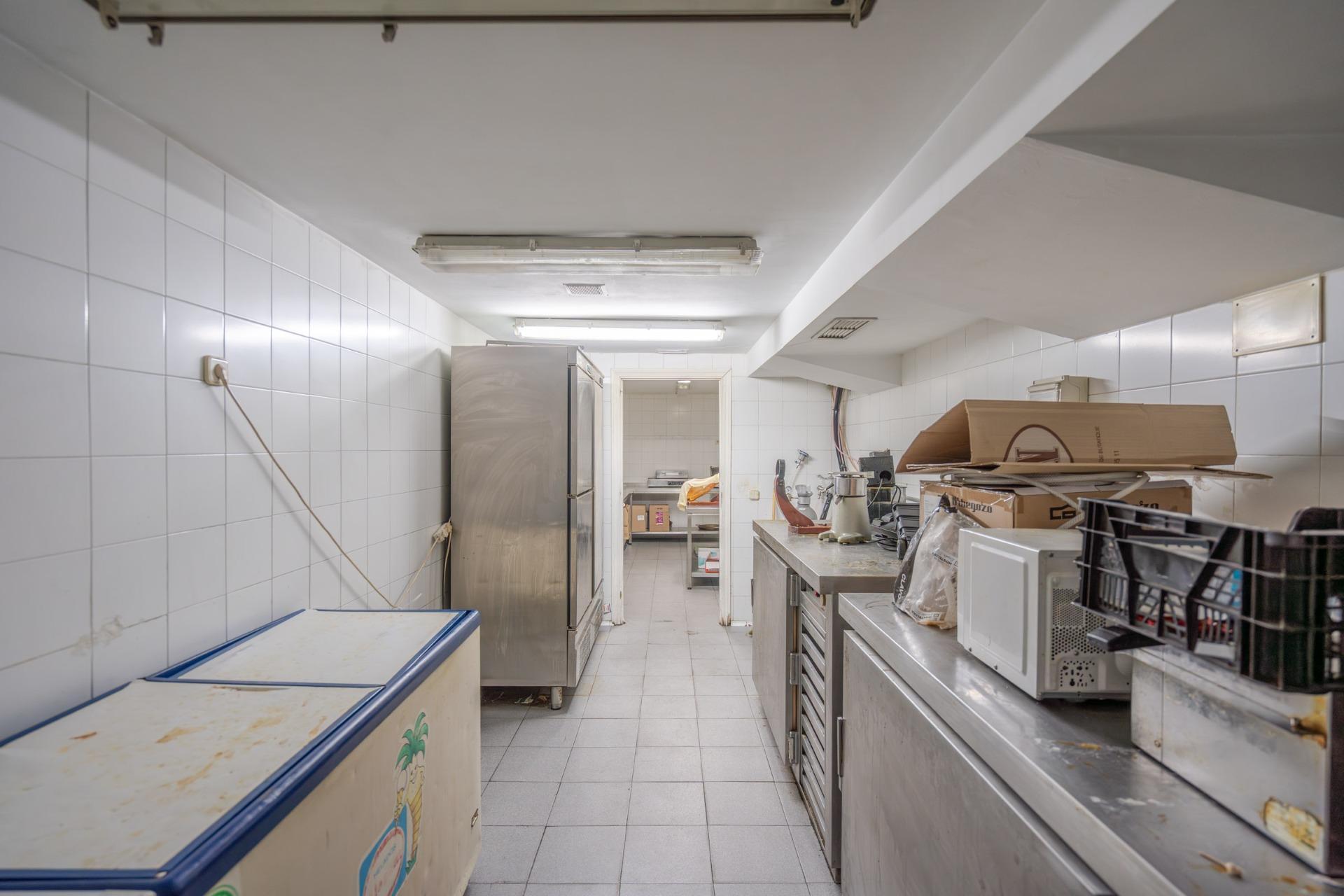 Piso en venta  calle del Ministro Fernández Ordóñez, Alcorcón  15/54