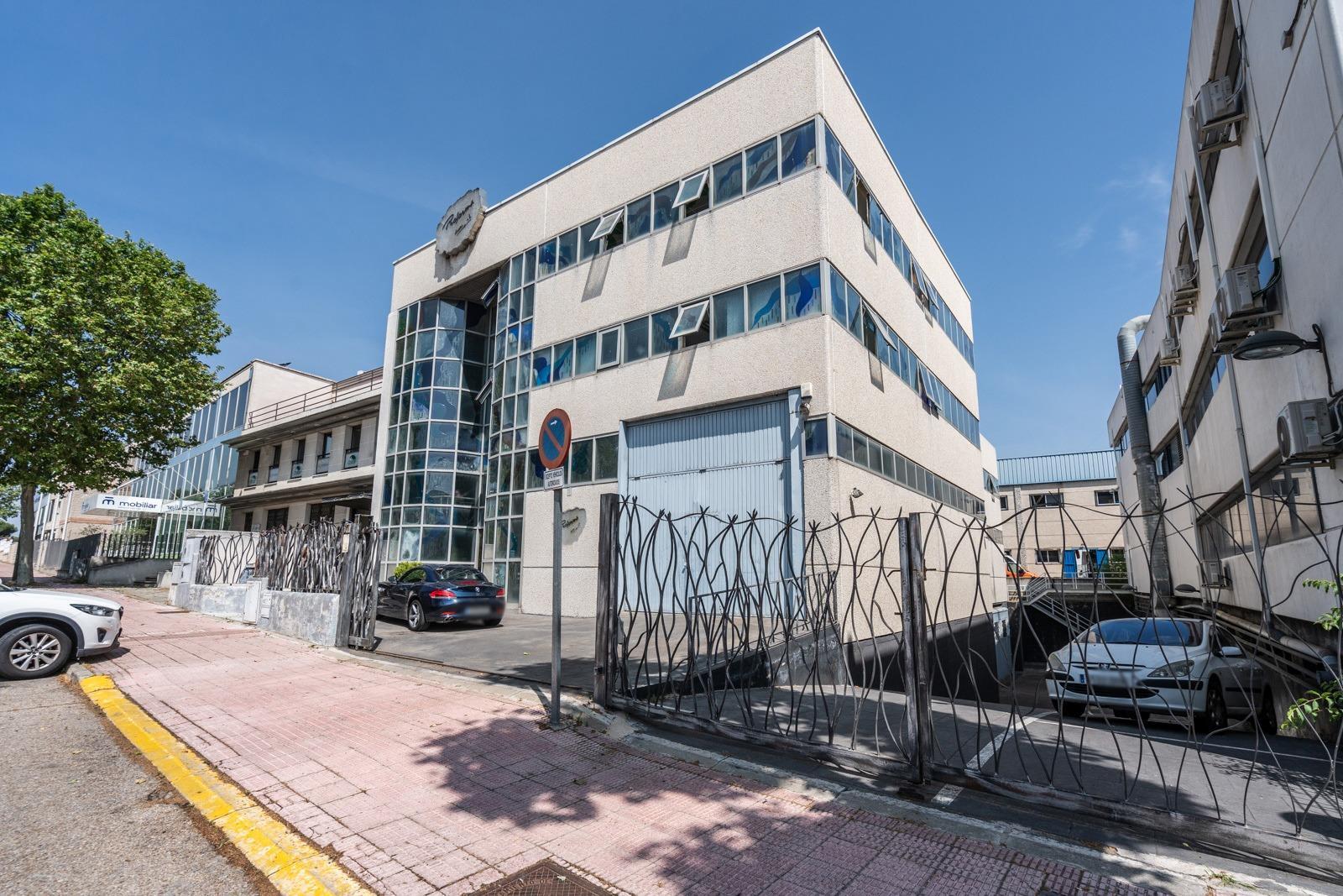 Industrial en alquiler  calle FRAGUA, Las Nieves  5/71