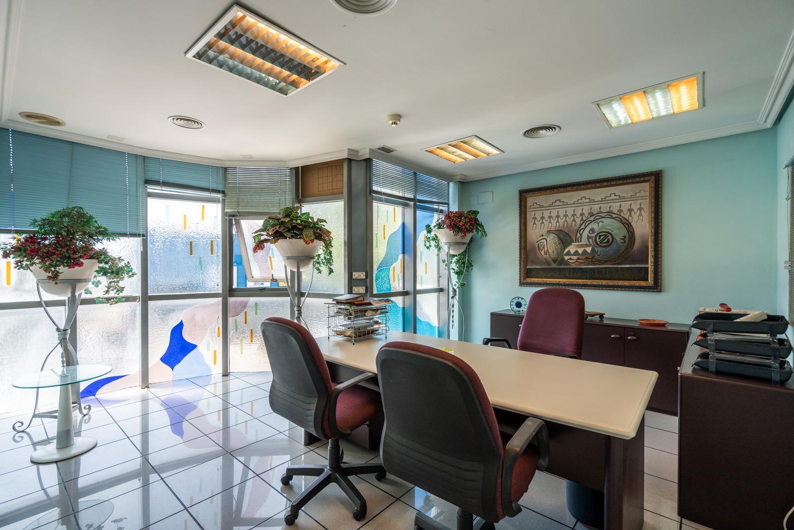 Industrial en alquiler  calle FRAGUA, Las Nieves  10/71