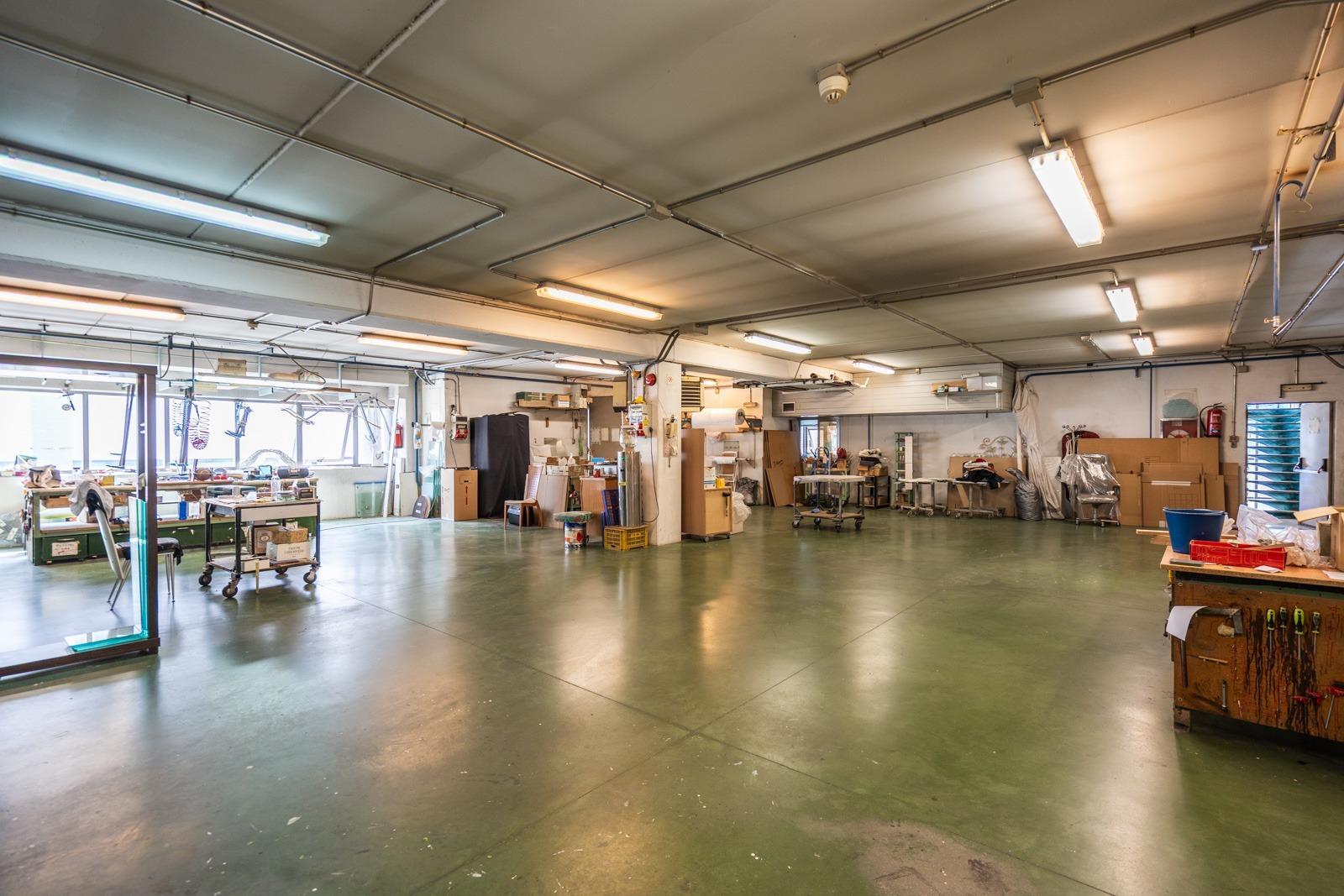 Industrial en alquiler  calle FRAGUA, Las Nieves  14/71