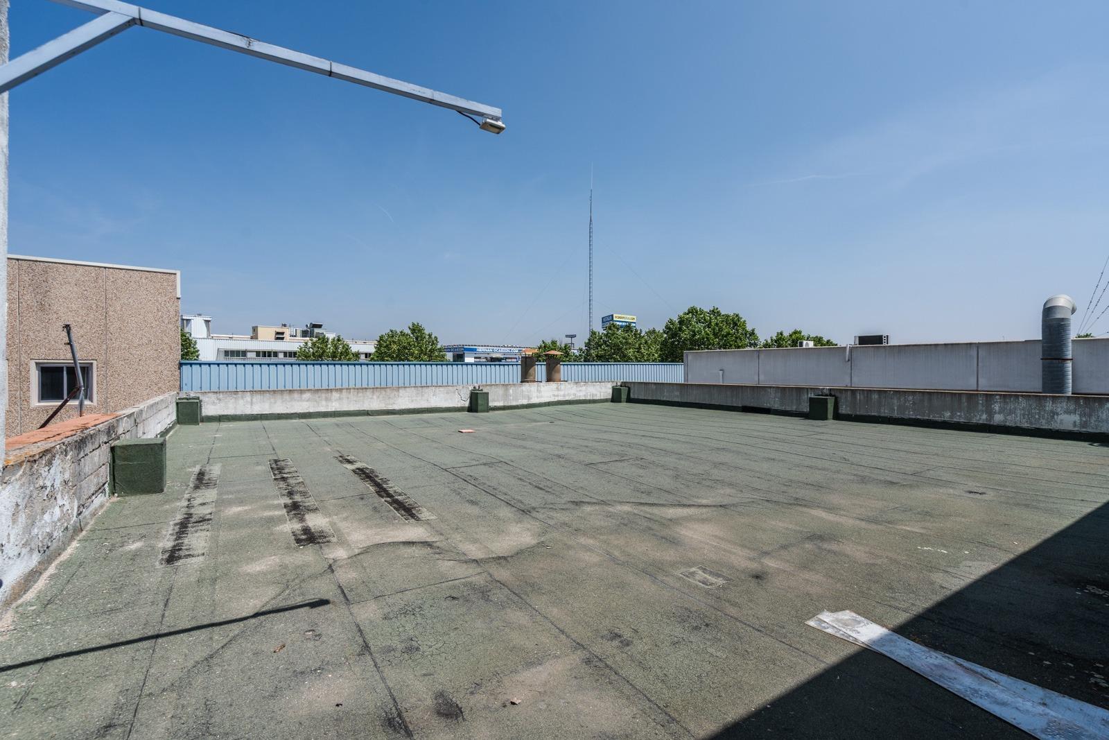 Industrial en alquiler  calle FRAGUA, Las Nieves  16/71