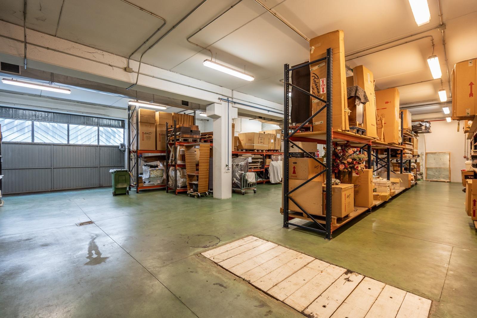 Industrial en alquiler  calle FRAGUA, Las Nieves  27/71