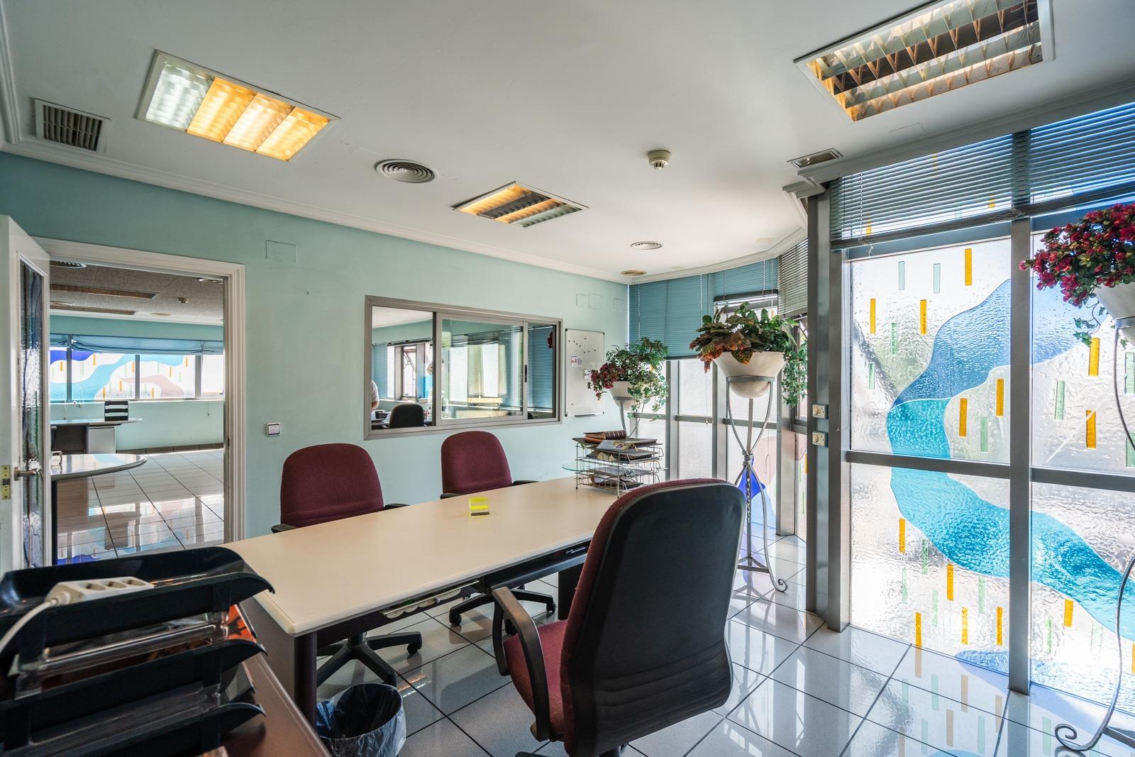 Industrial en alquiler  calle FRAGUA, Las Nieves  37/71