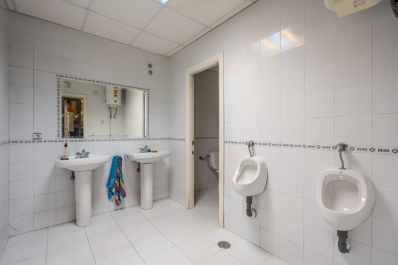 Industrial en alquiler  calle FRAGUA, Las Nieves  52/71