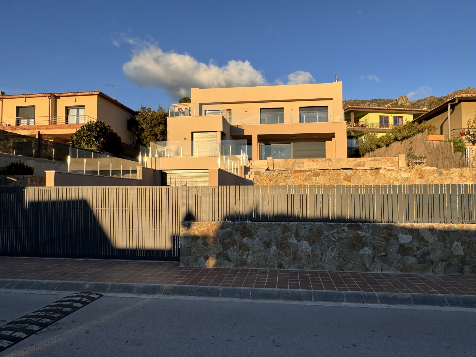 Casa en venta  calle AV MAS ORIOL, 16, El Mas Isaac  10/35