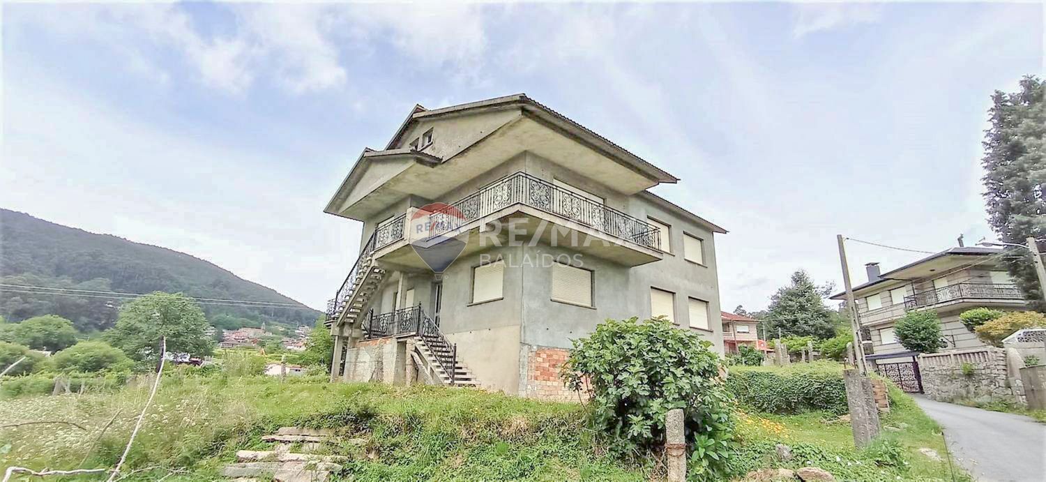 Casa en venta  calle da Devesa, Redondela  2/35