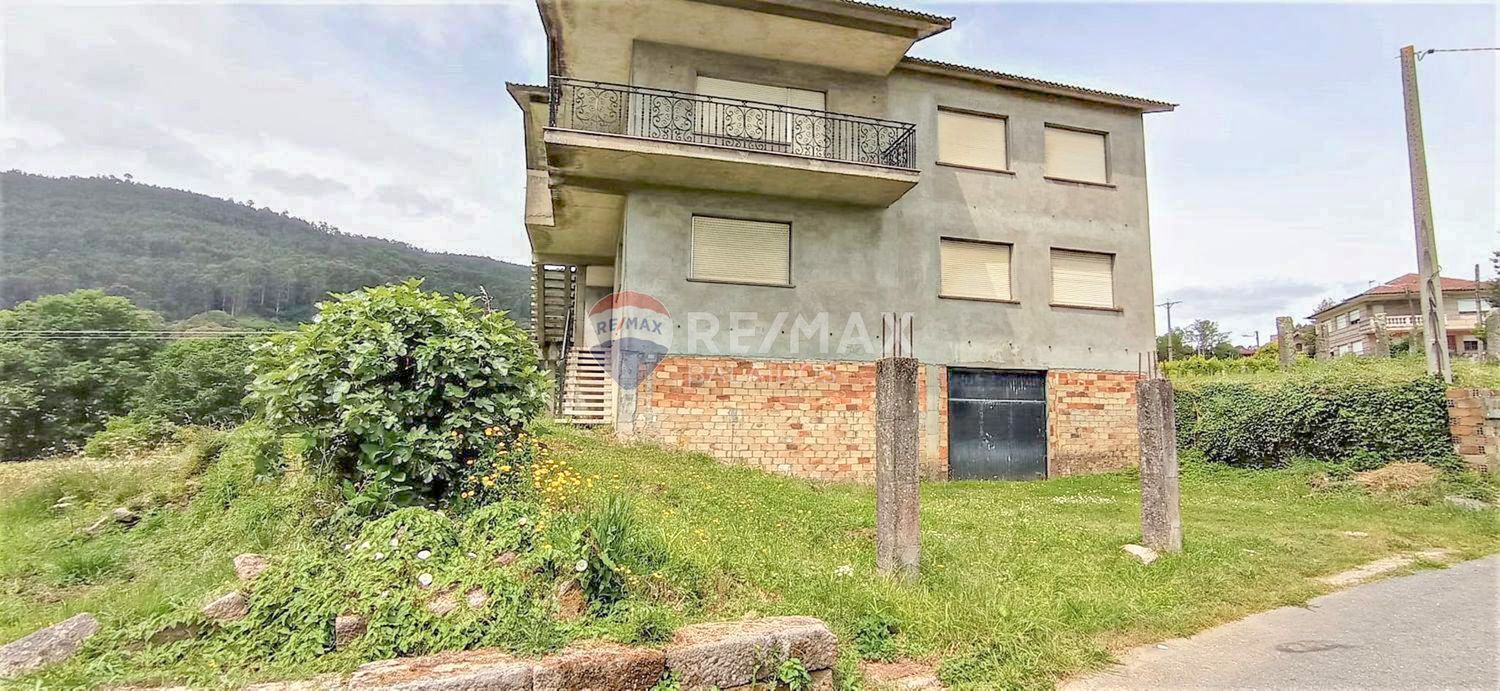 Casa en venta  calle da Devesa, Redondela  25/35