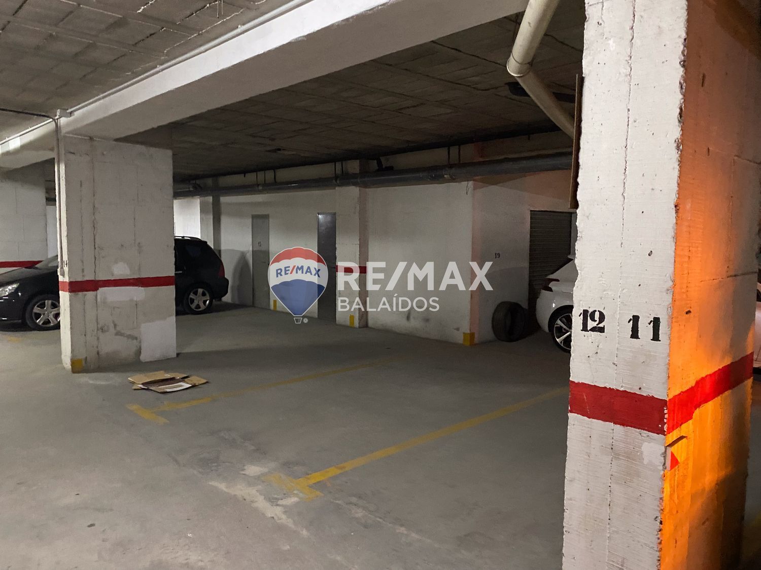 Parking en venta  calle de Castelao, Vigo  2/21