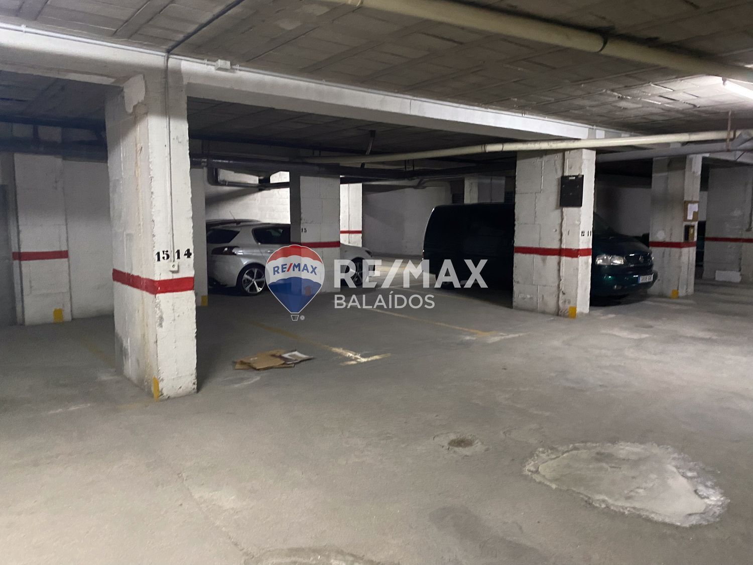 Parking en venta  calle de Castelao, Vigo  3/21