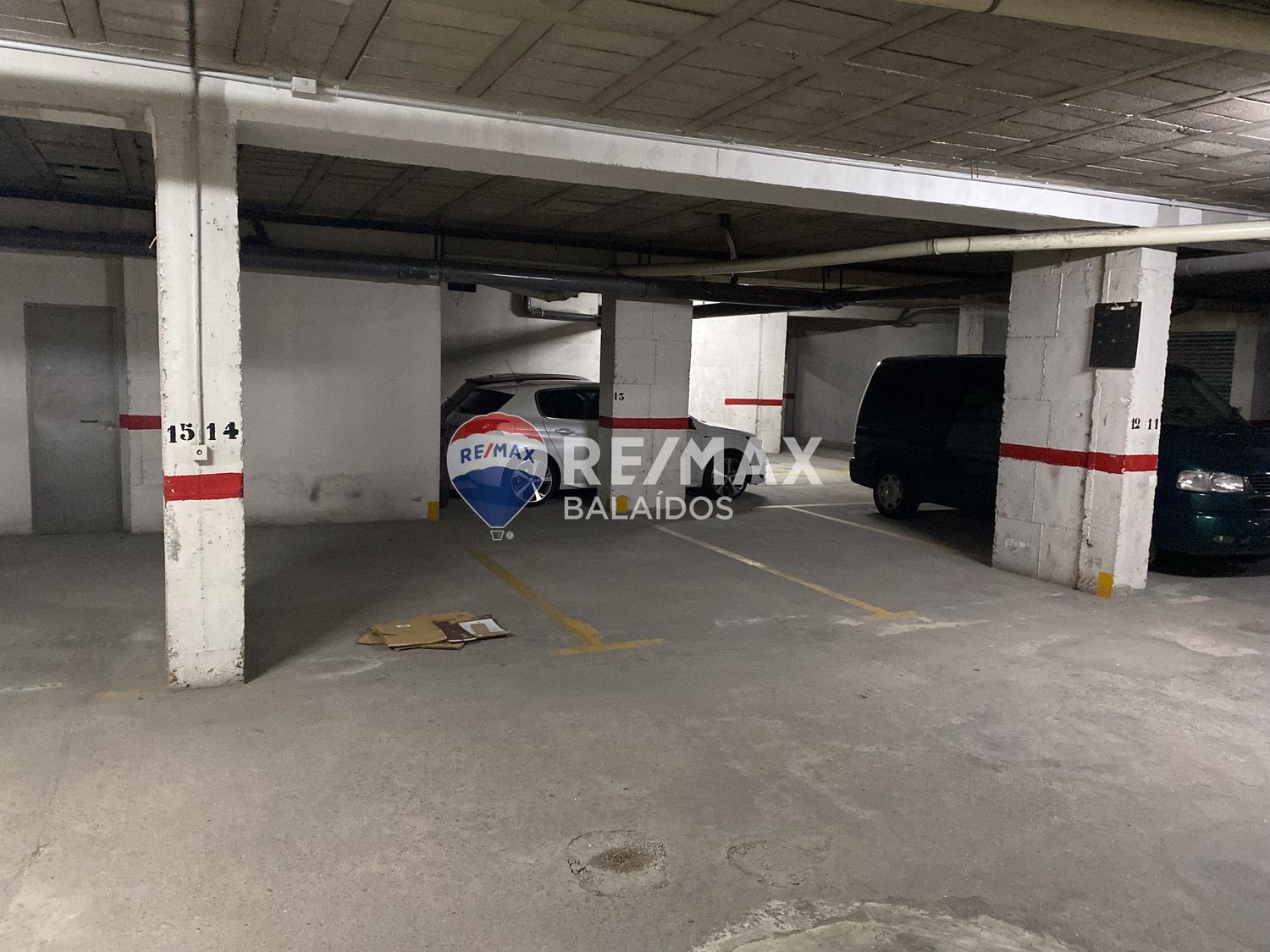 Parking en venta  calle de Castelao, Vigo  19/21