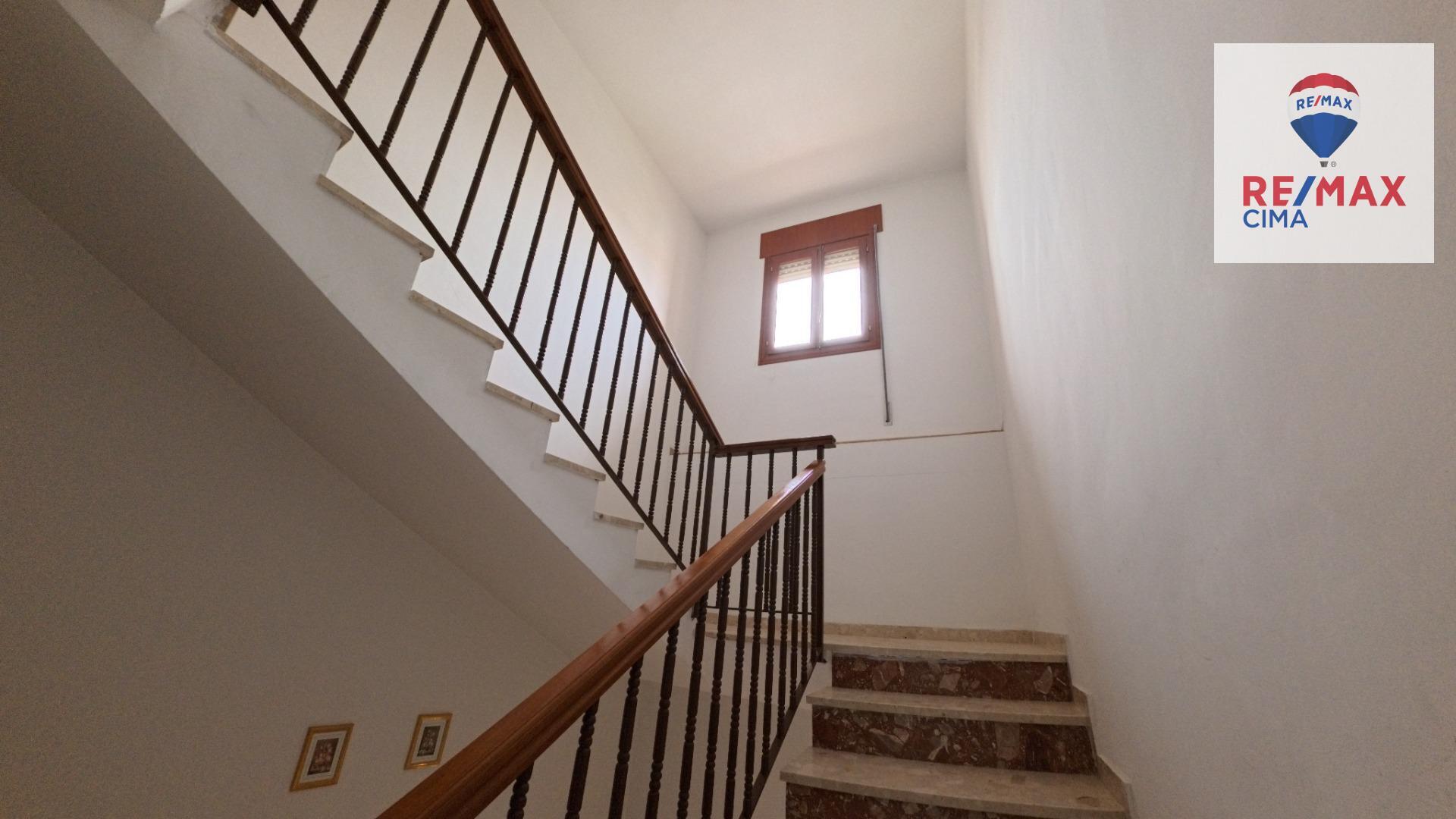 Edificios-Venta-Cortes de Baza-2015668-Foto-6