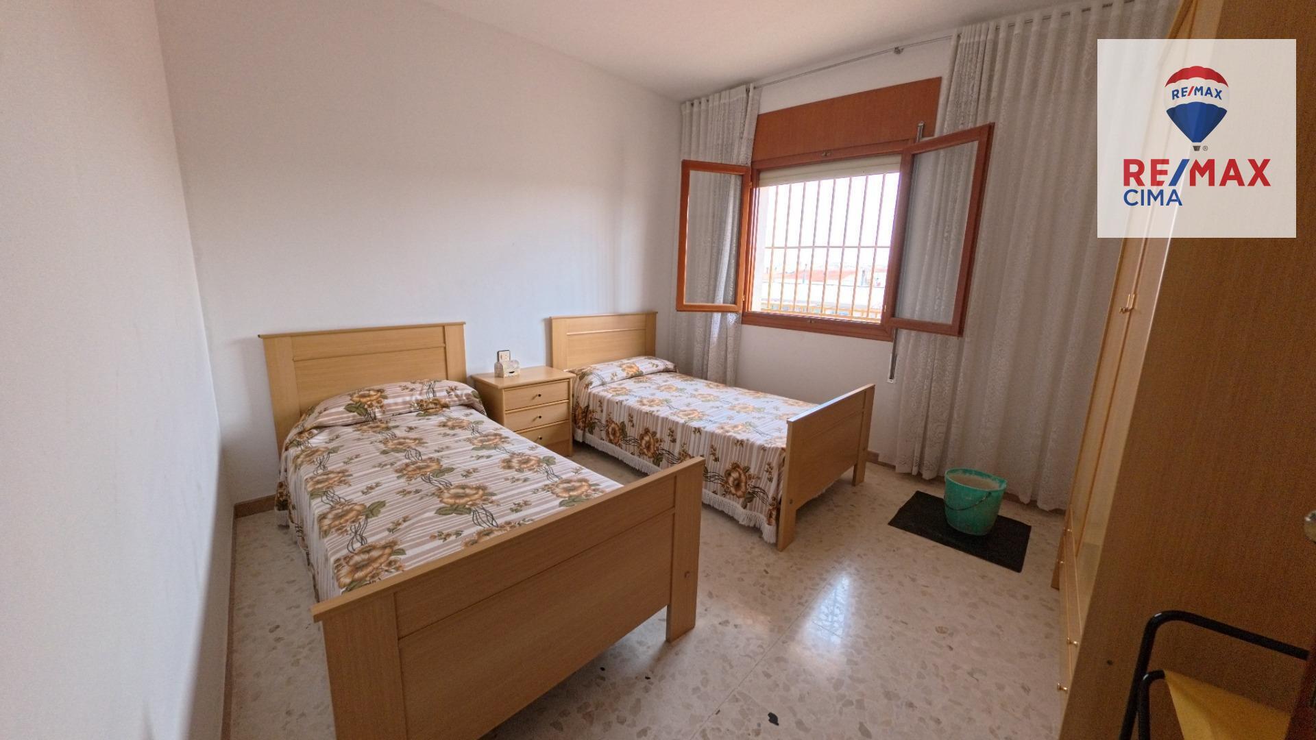 Edificios-Venta-Cortes de Baza-2015668-Foto-21