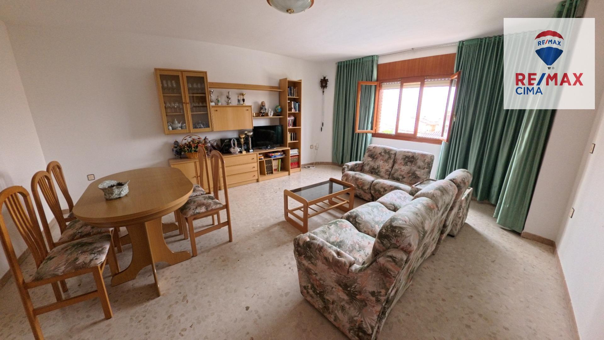 Edificios-Venta-Cortes de Baza-2015668-Foto-26