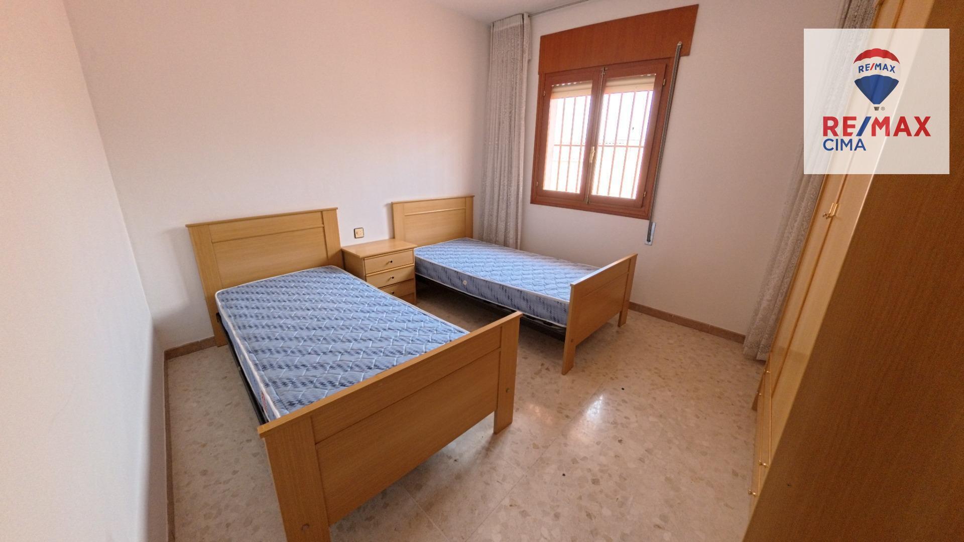 Edificios-Venta-Cortes de Baza-2015668-Foto-30