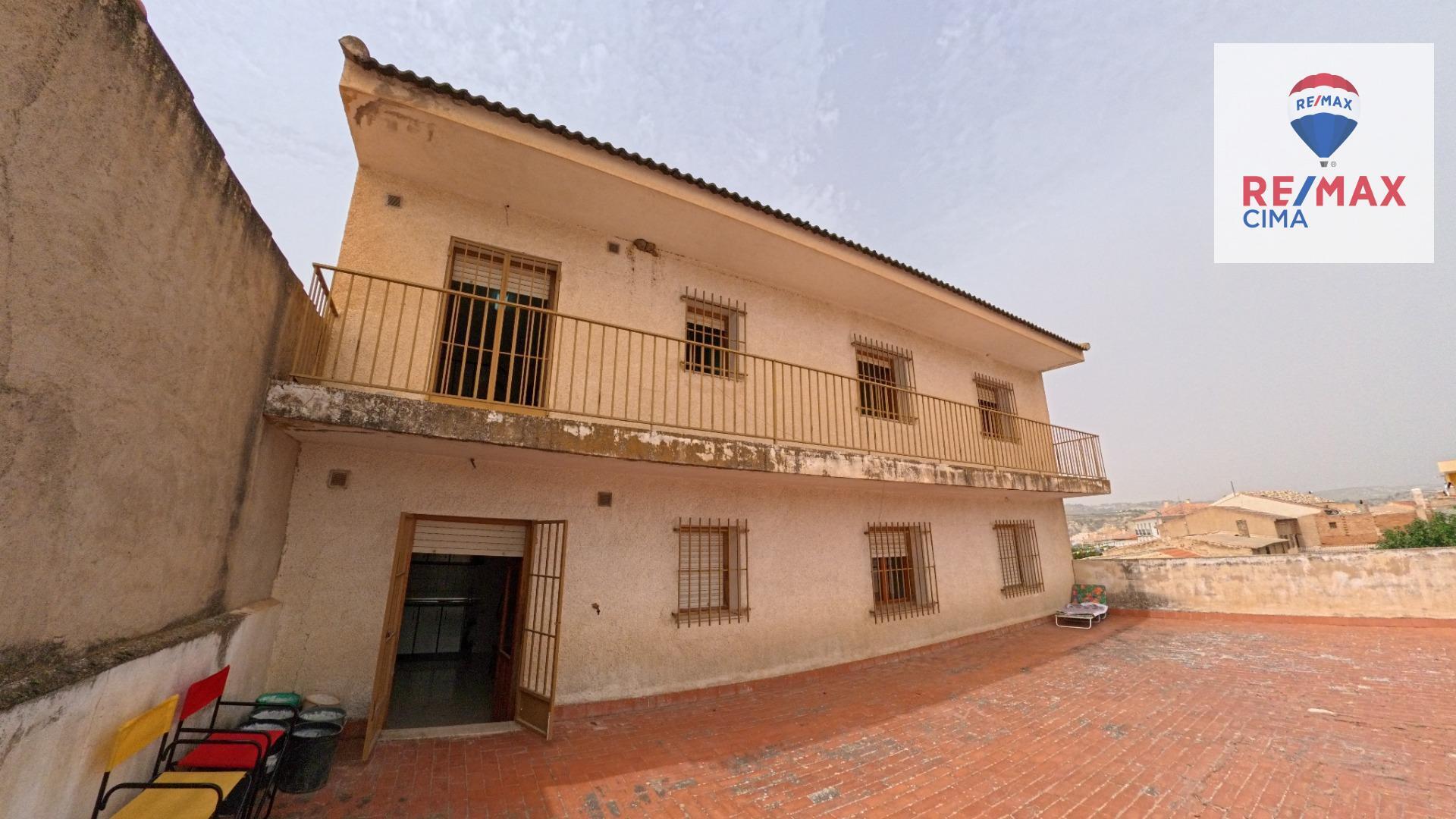 Edificios-Venta-Cortes de Baza-2015668-Foto-40