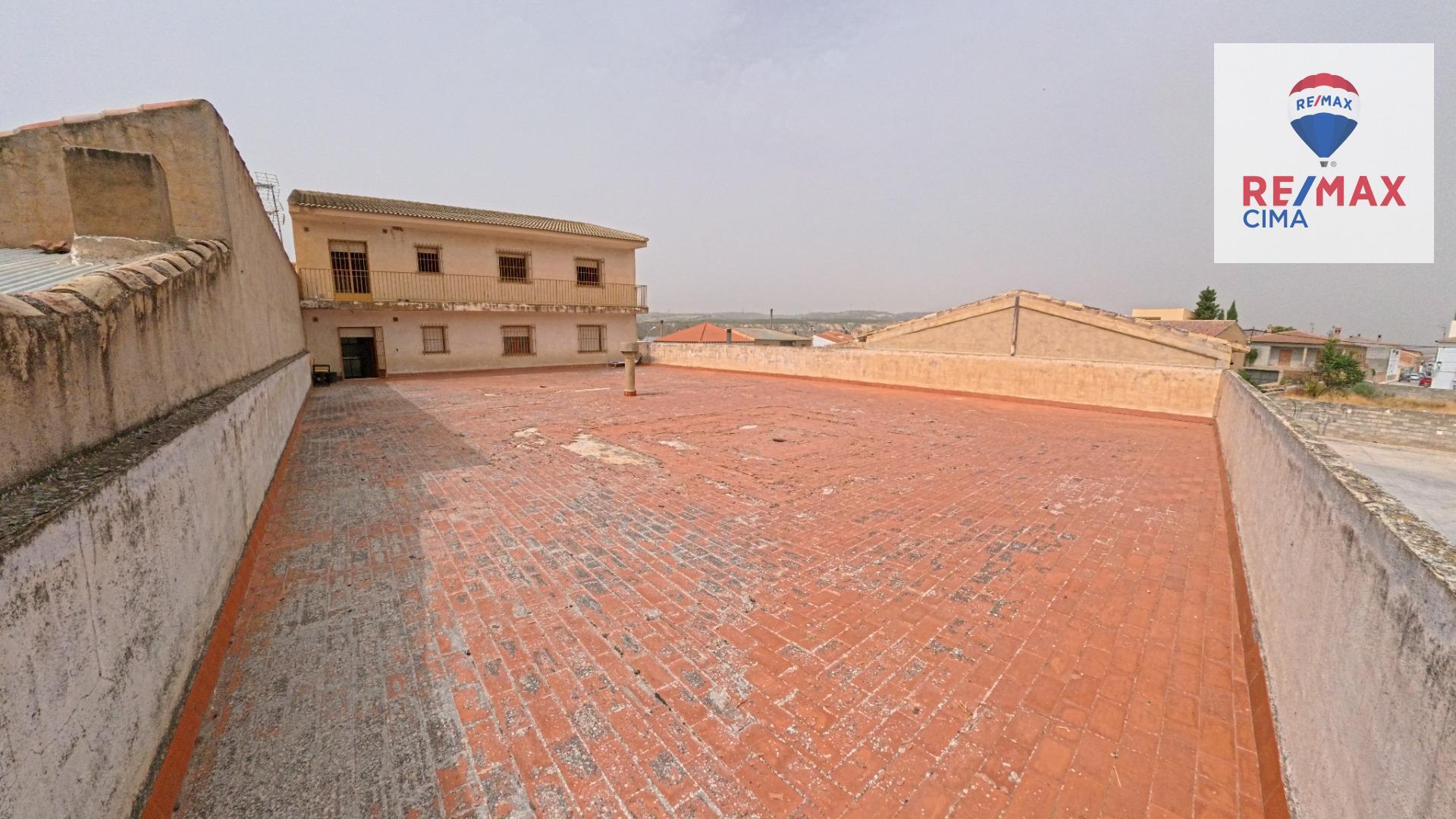 Edificios-Venta-Cortes de Baza-2015668-Foto-42