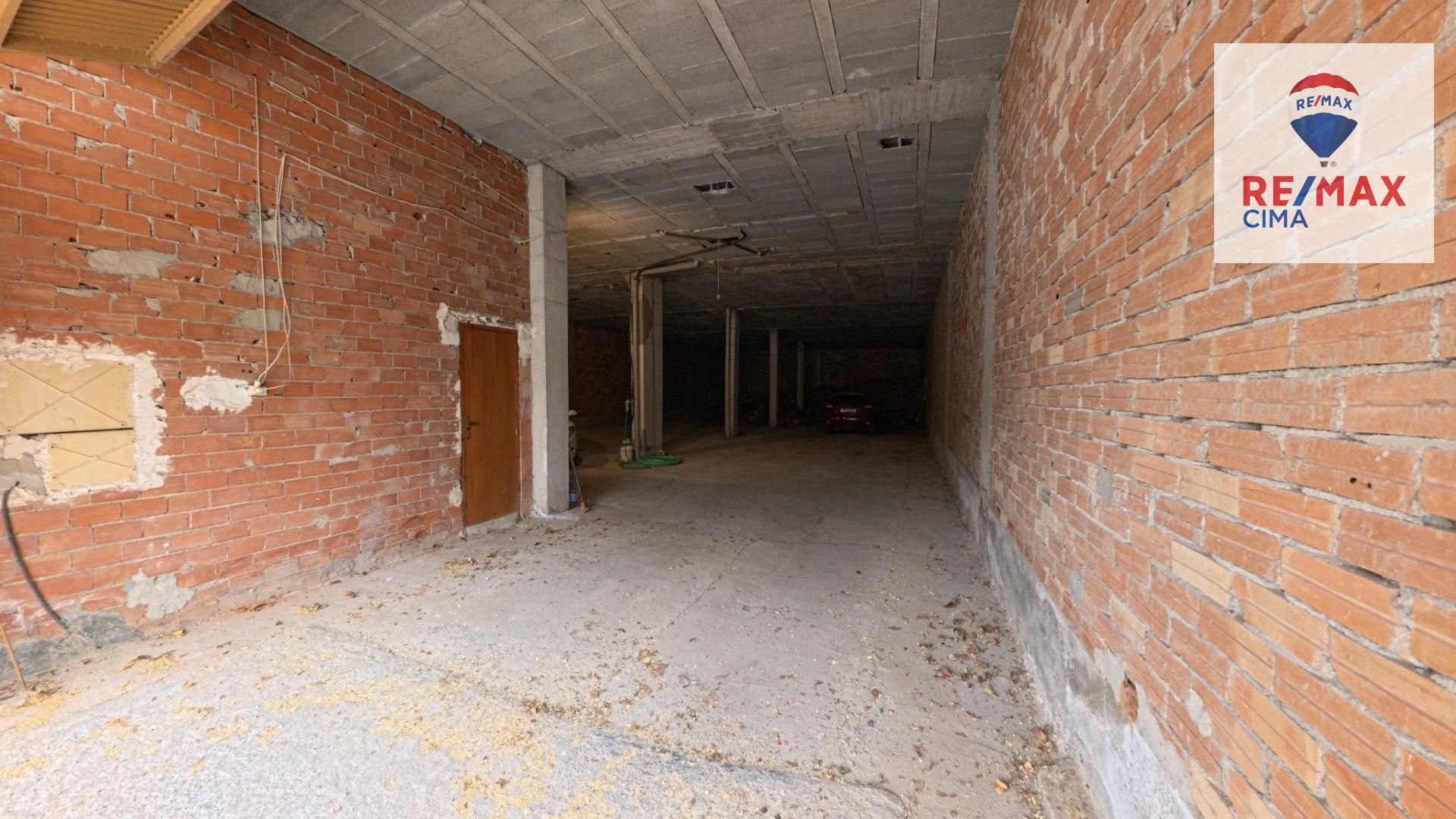 Edificios-Venta-Cortes de Baza-2015668-Foto-46