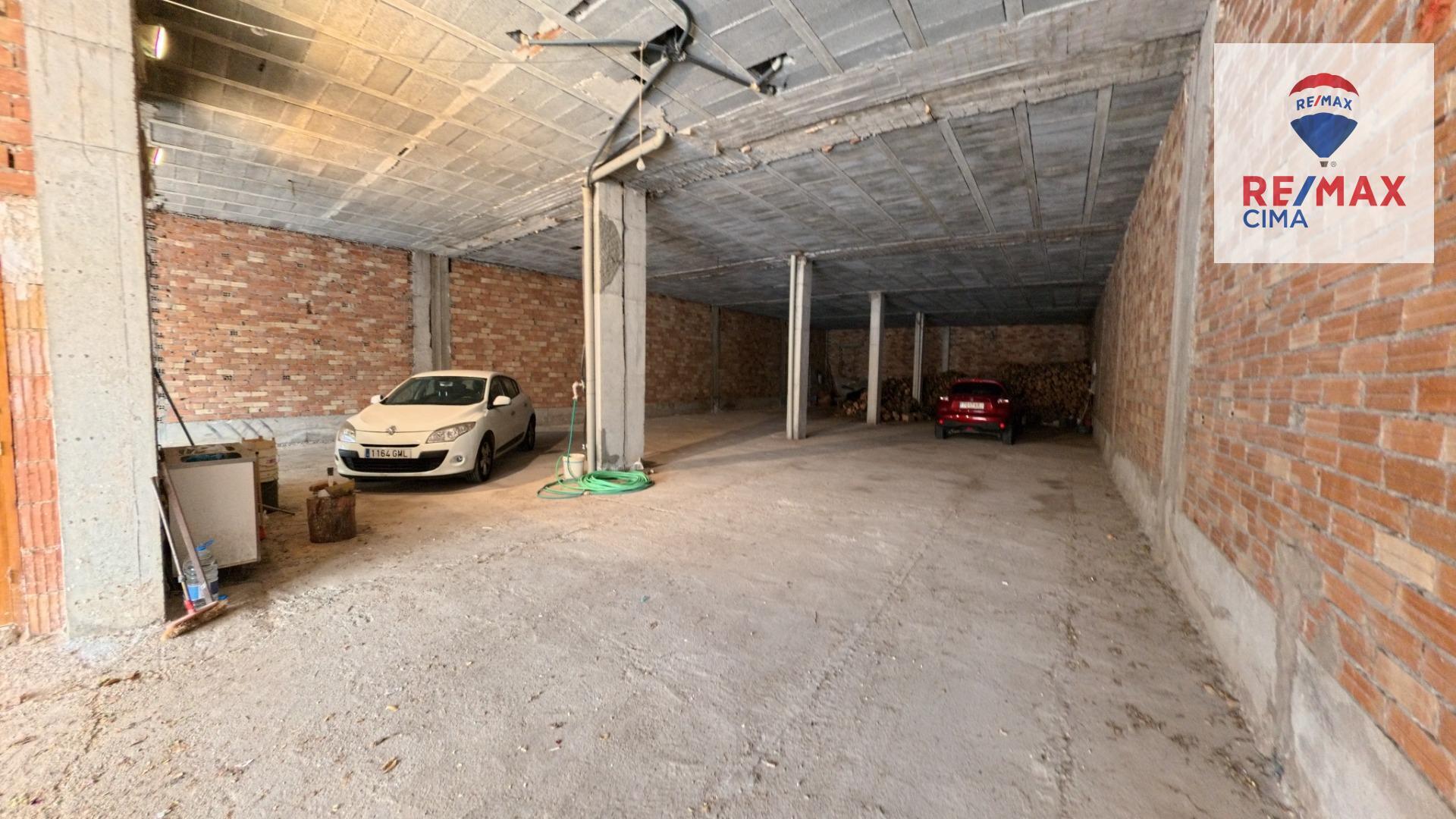 Edificios-Venta-Cortes de Baza-2015668-Foto-50