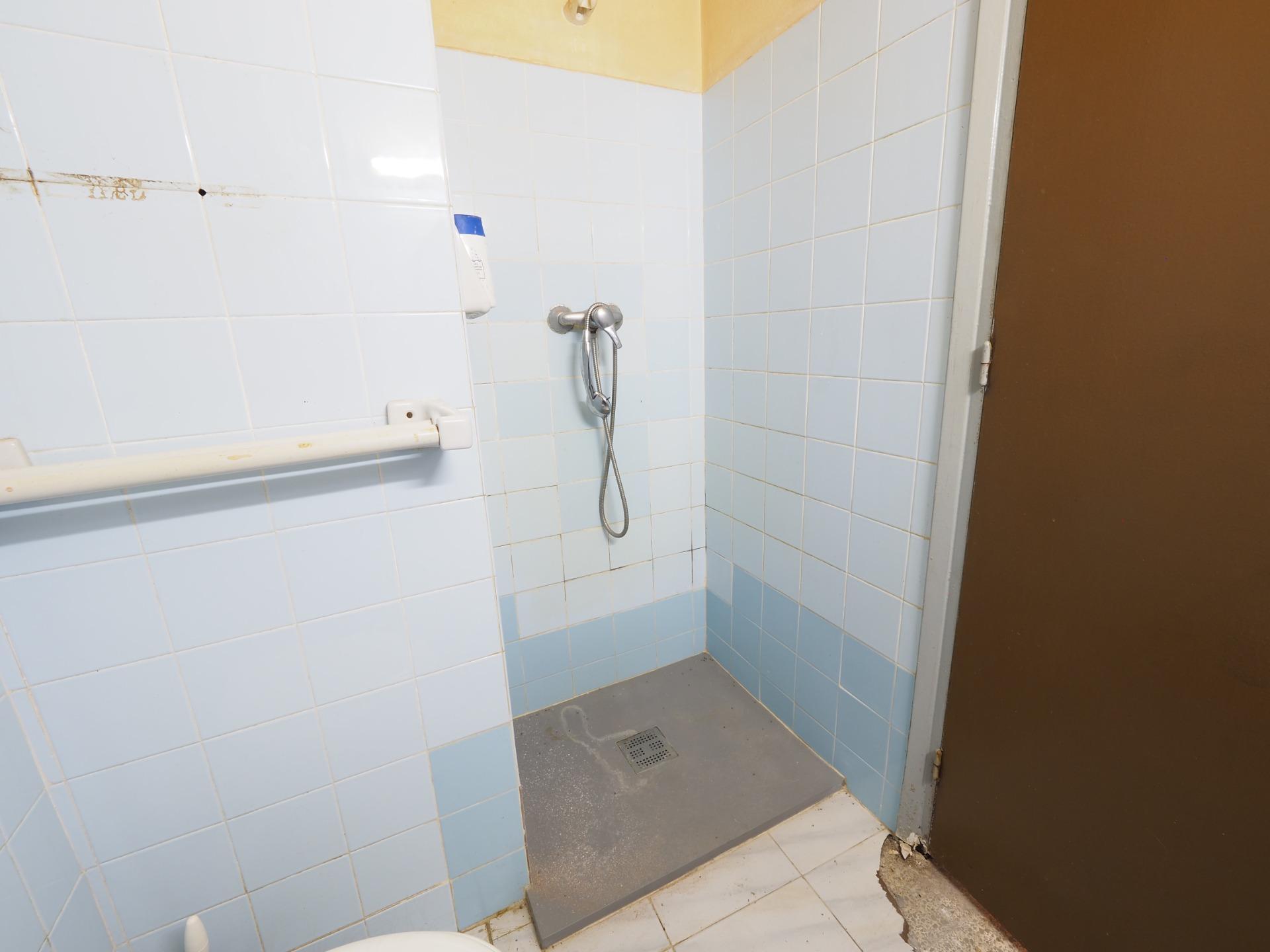 Pisos-Venta-Figueres-2016101-Foto-18