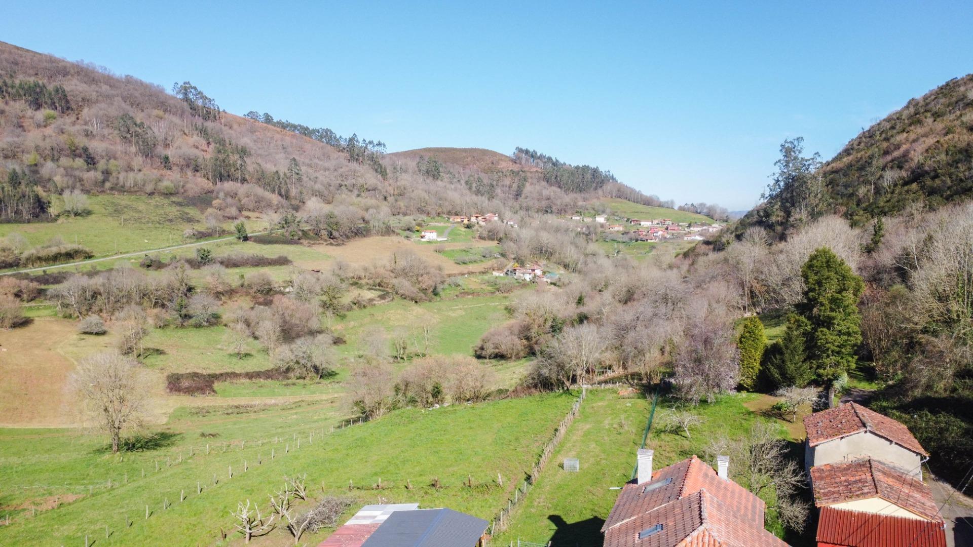 ? CASA CON CUADRA Y VISTAS ESPECTACULARES EN SIONES ? OVIEDO ?