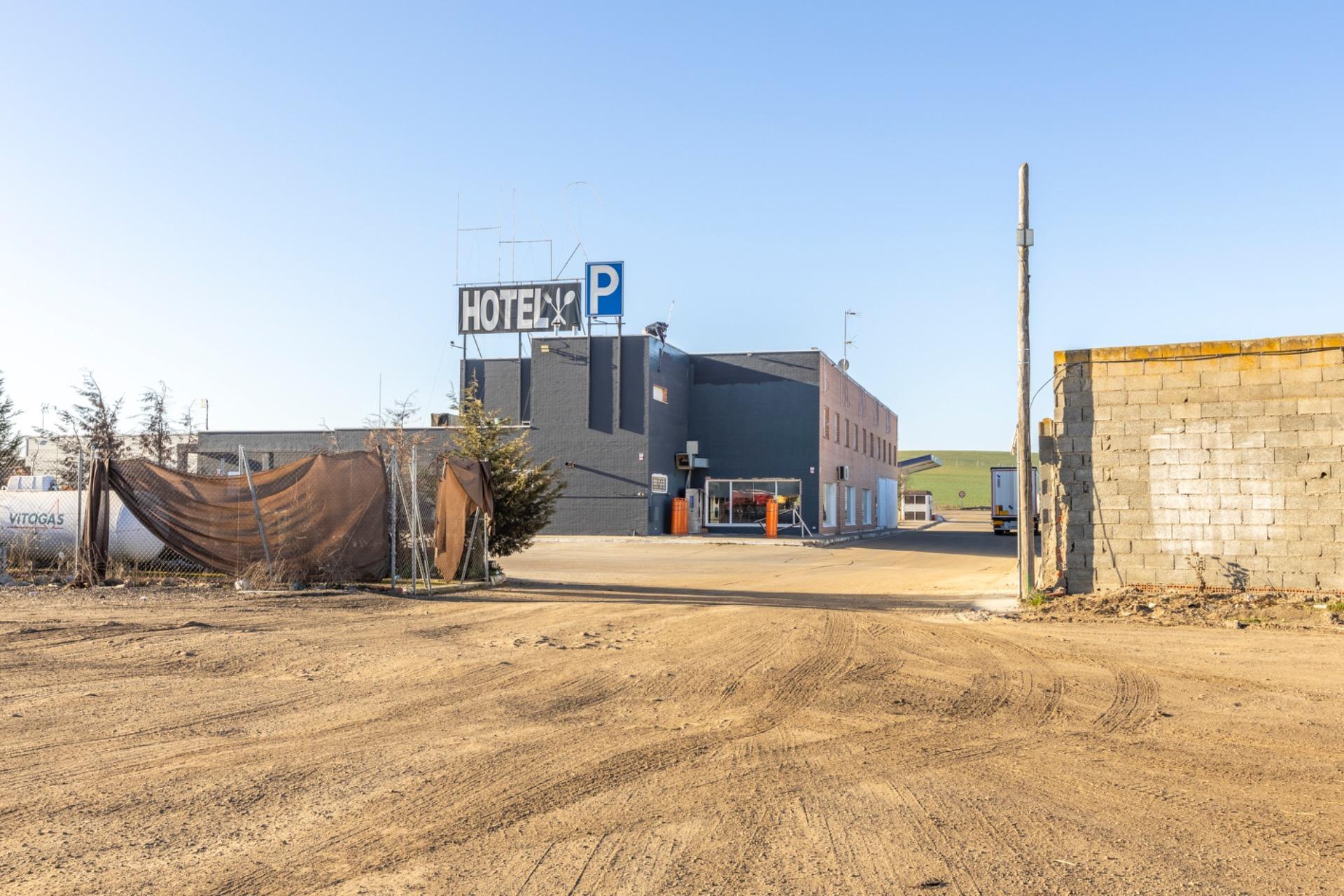 HOTEL RESTAURANTE DE AUTOVIA DE ALTO RENDIMIENTO