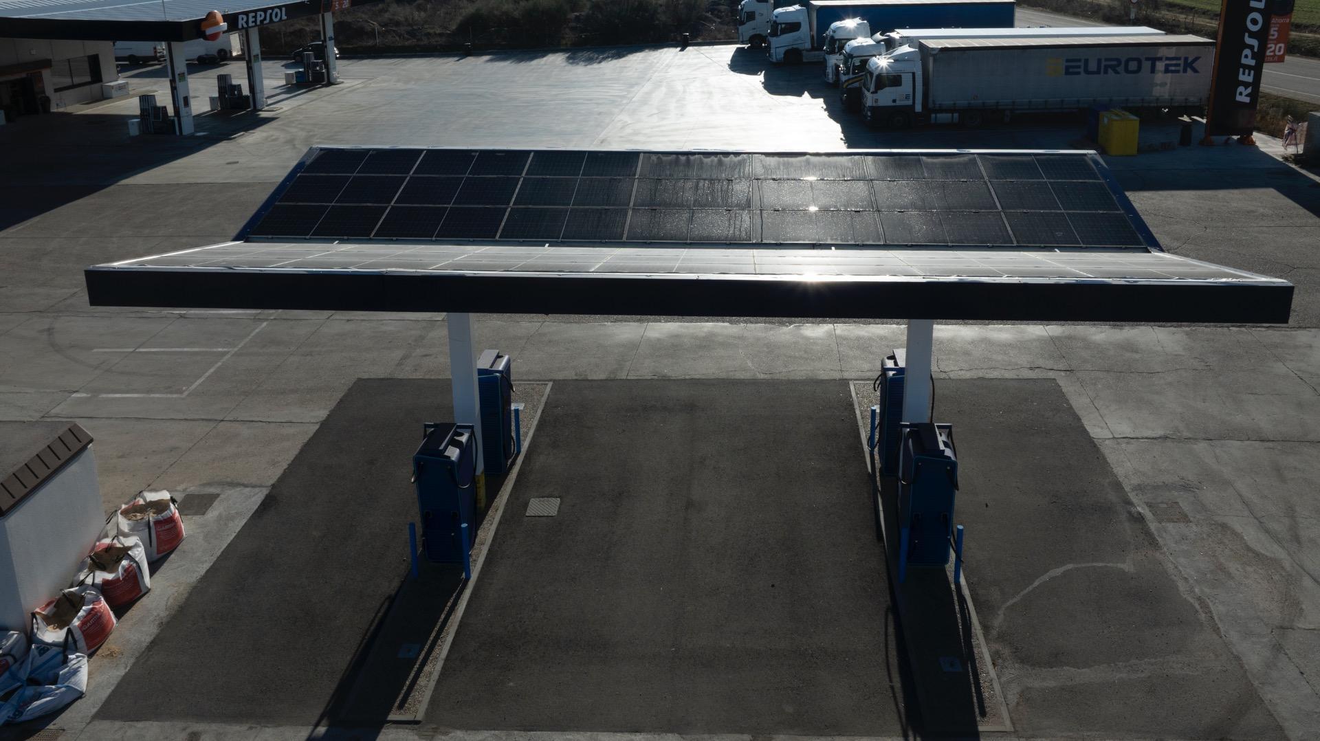 HOTEL RESTAURANTE DE AUTOVIA DE ALTO RENDIMIENTO