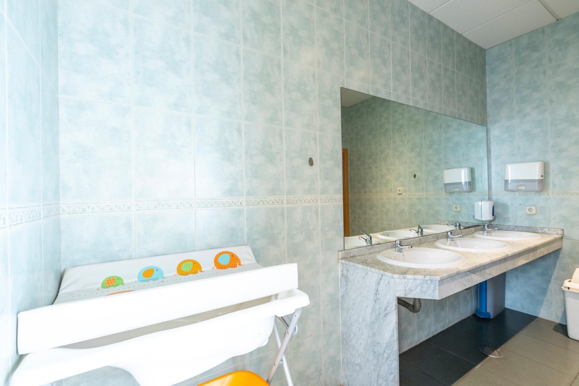 HOTEL RESTAURANTE DE AUTOVIA DE ALTO RENDIMIENTO