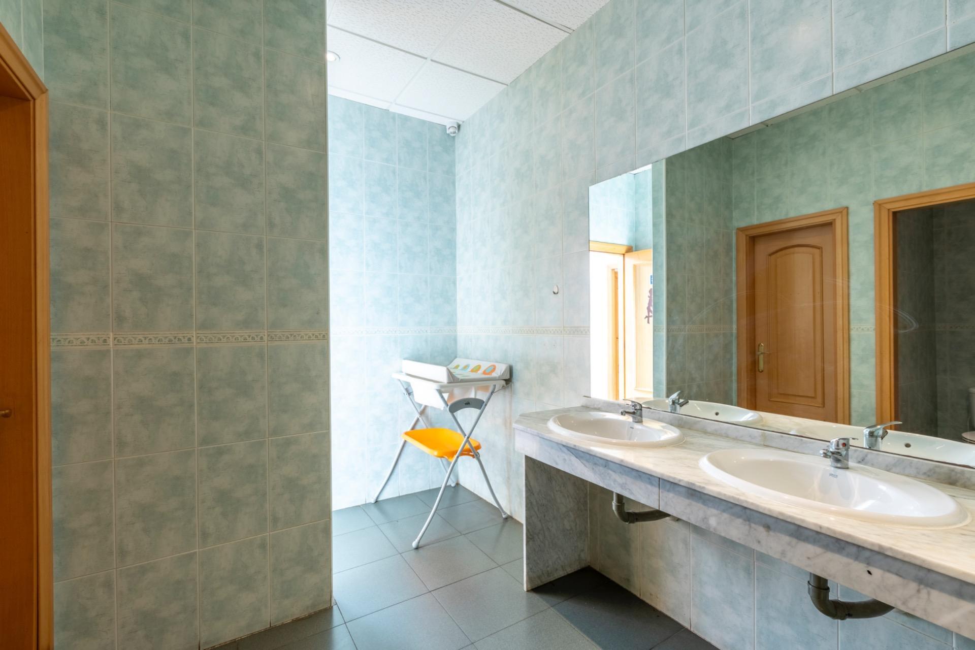 HOTEL RESTAURANTE DE AUTOVIA DE ALTO RENDIMIENTO