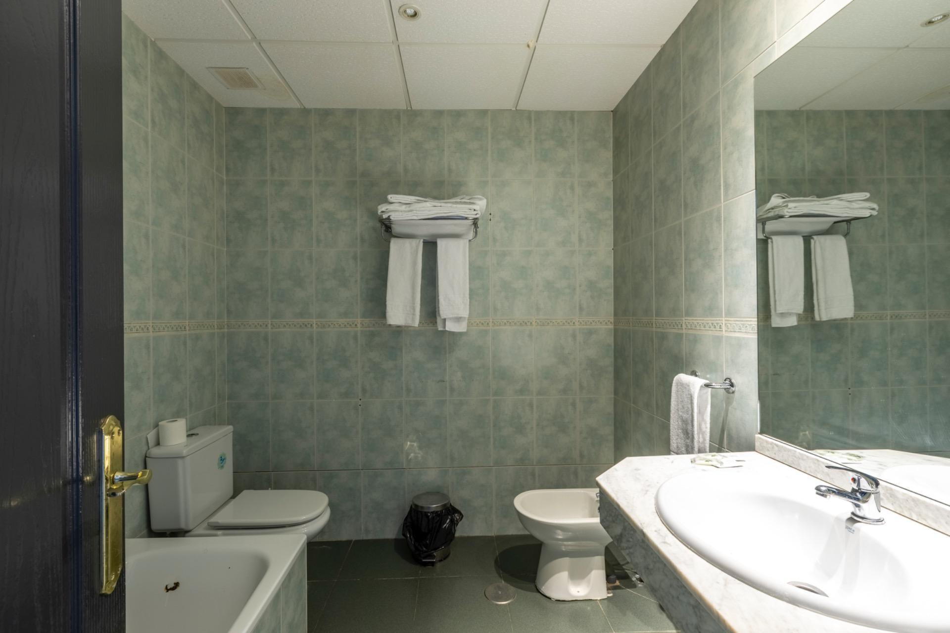 HOTEL RESTAURANTE DE AUTOVIA DE ALTO RENDIMIENTO