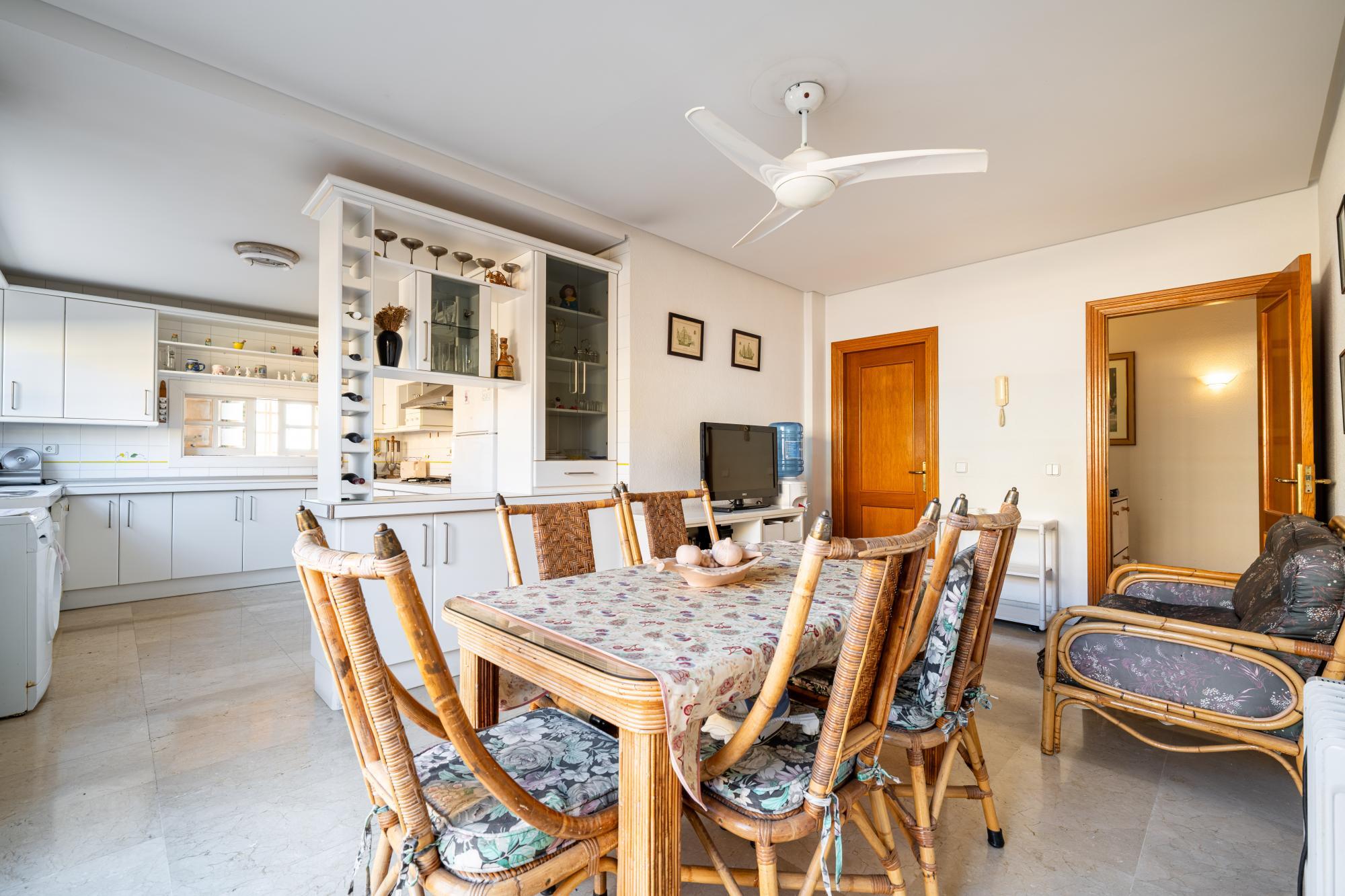 Edificios-Venta-AlmerÃ­a-2016512-Foto-18