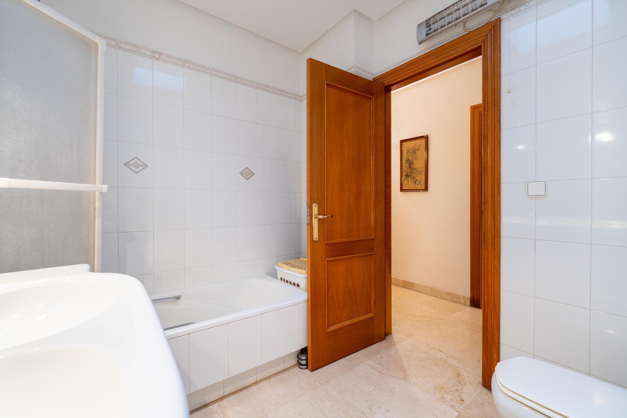 Edificios-Venta-AlmerÃ­a-2016512-Foto-41