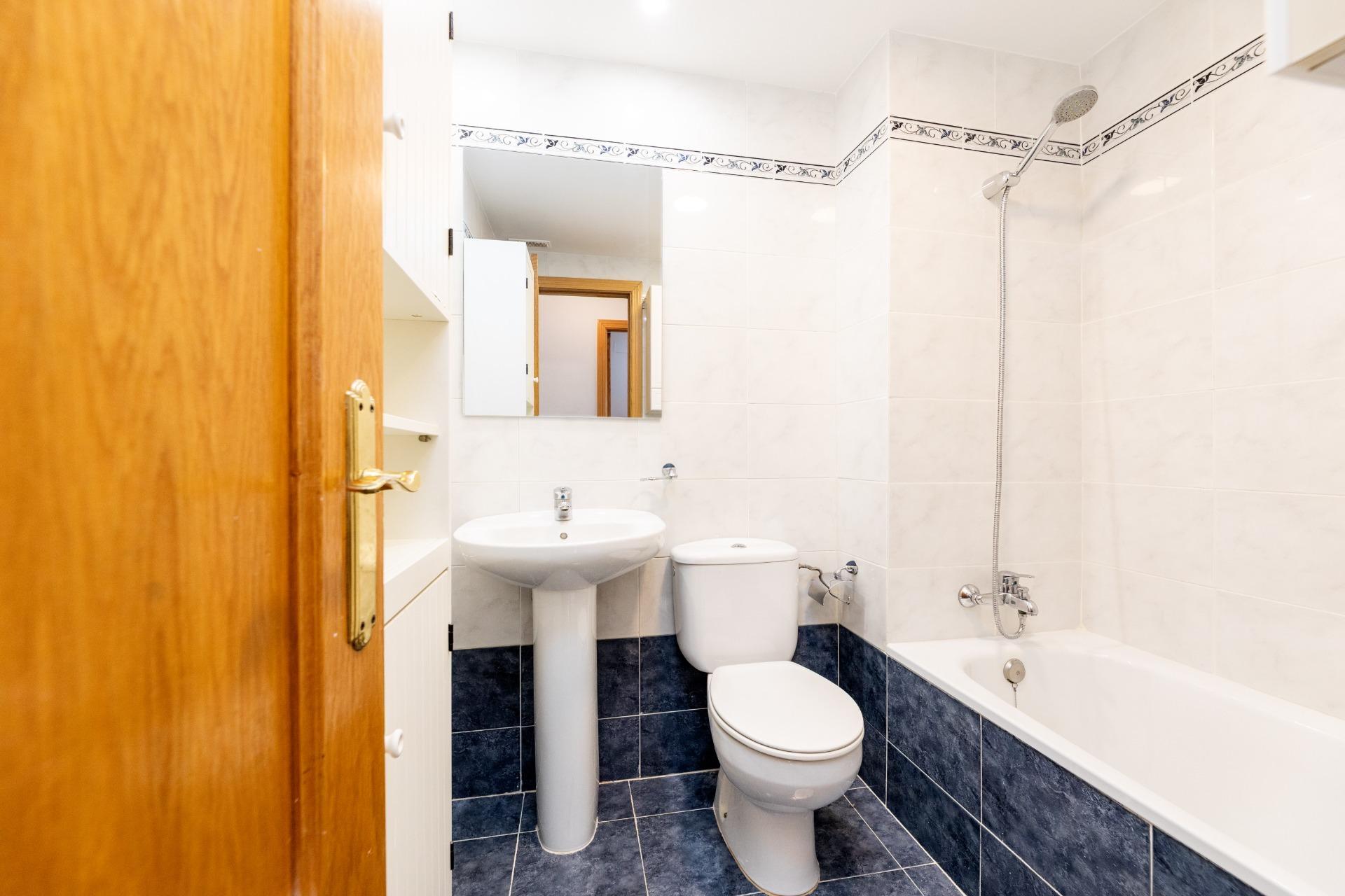 Pisos-Alquiler-Boadilla del Monte-2016515-Foto-12