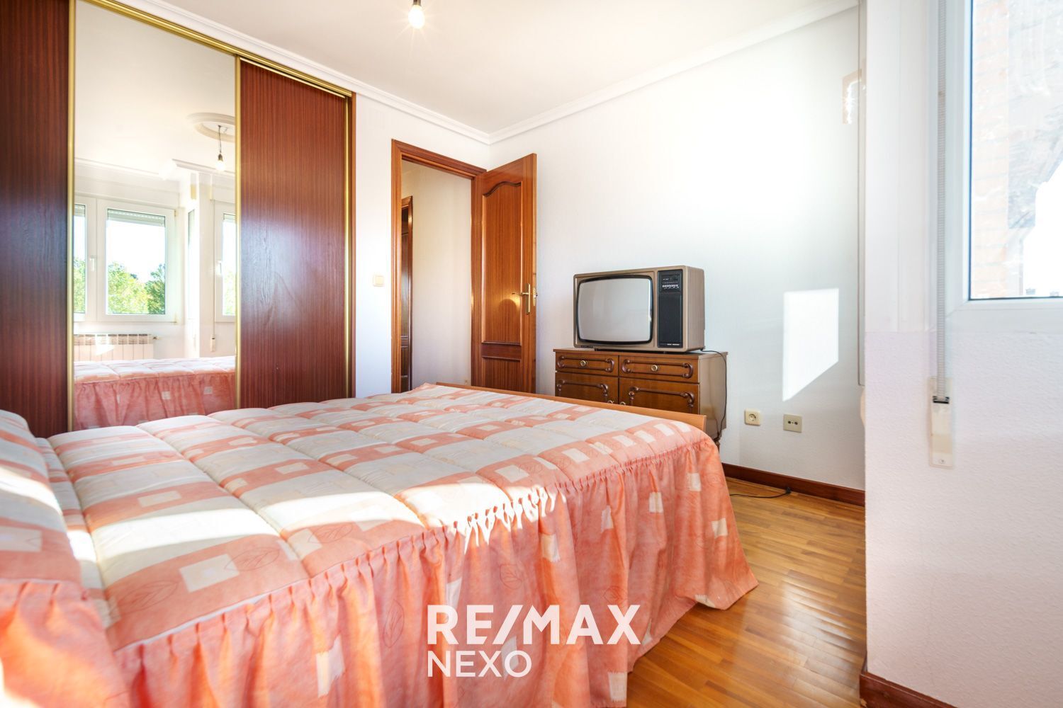 Casas o chalets-Venta-Laguna de Duero-2016775-Foto-35