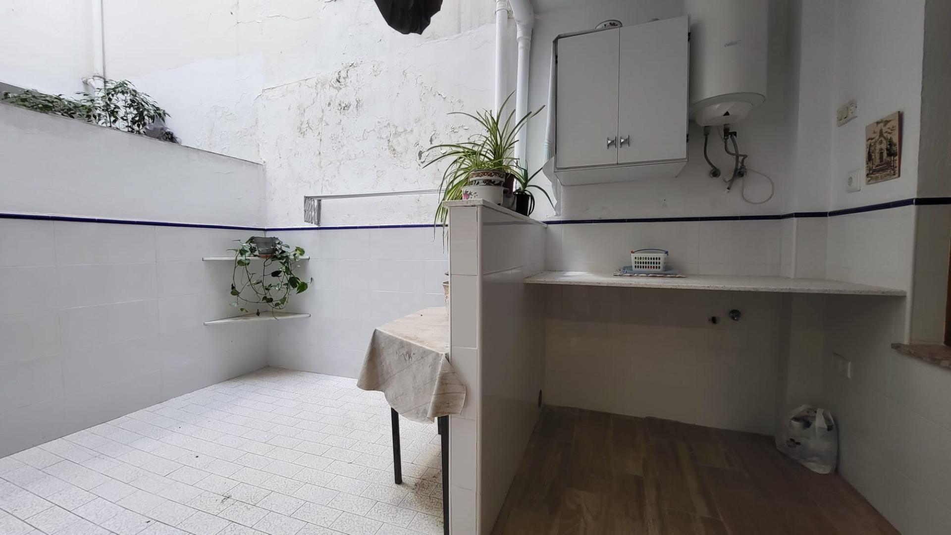 PISO REFORMADO EN CENTRO DE TAVERNES DE LA VALLDIGNA