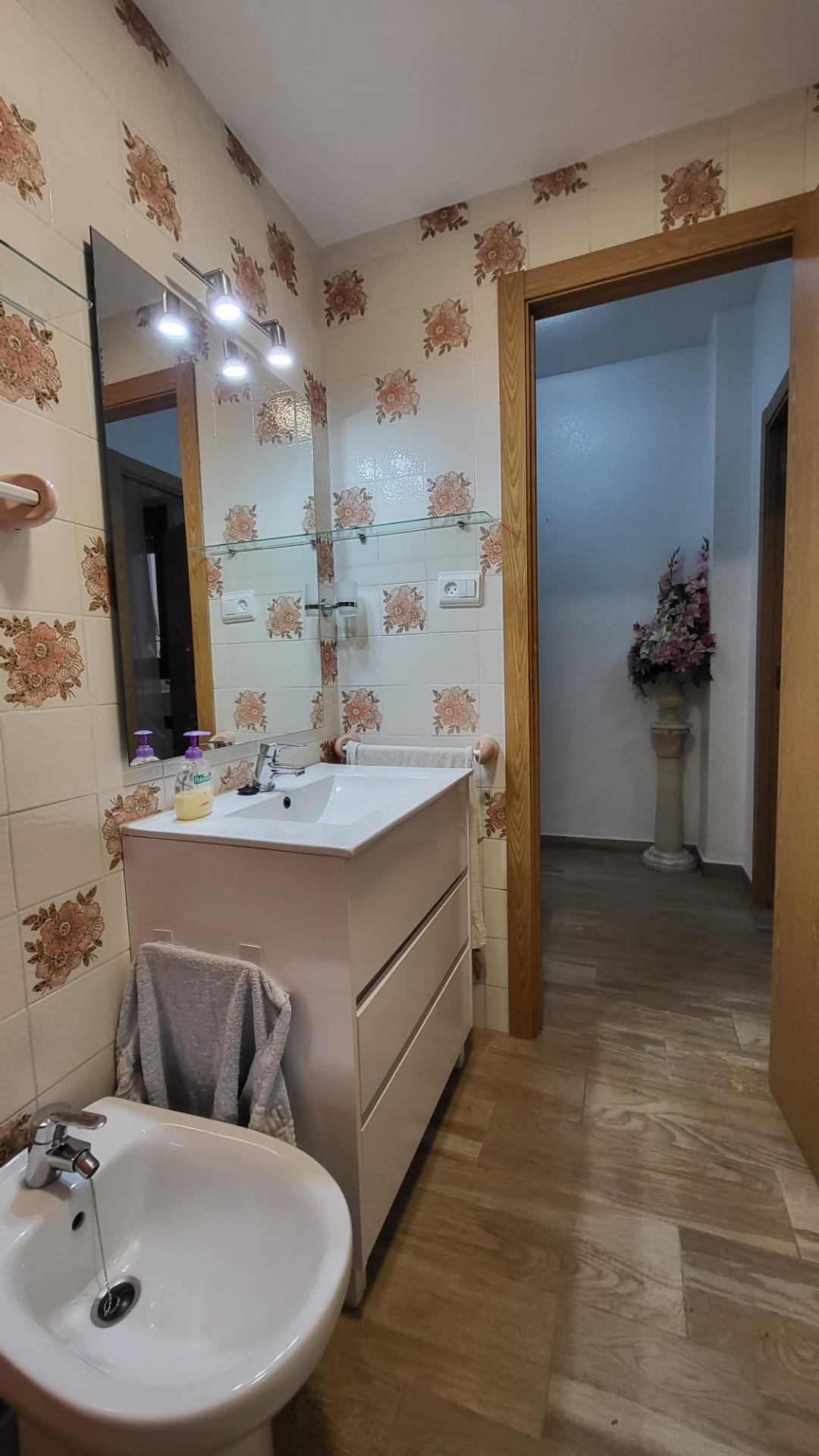 PISO REFORMADO EN CENTRO DE TAVERNES DE LA VALLDIGNA