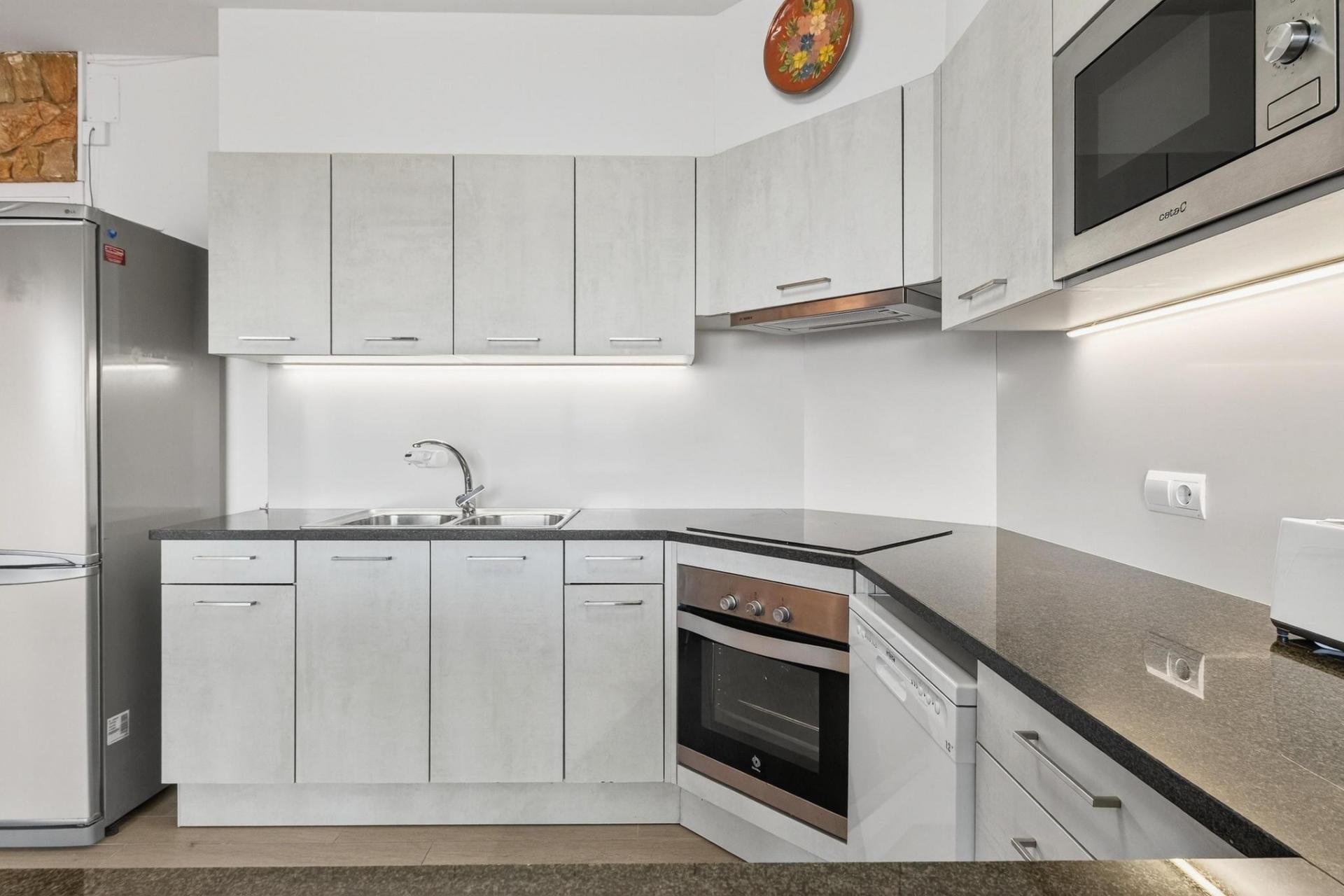 Apartamento en el complejo de lujo en Cap Sa Sal (Begur) con vistas al mar