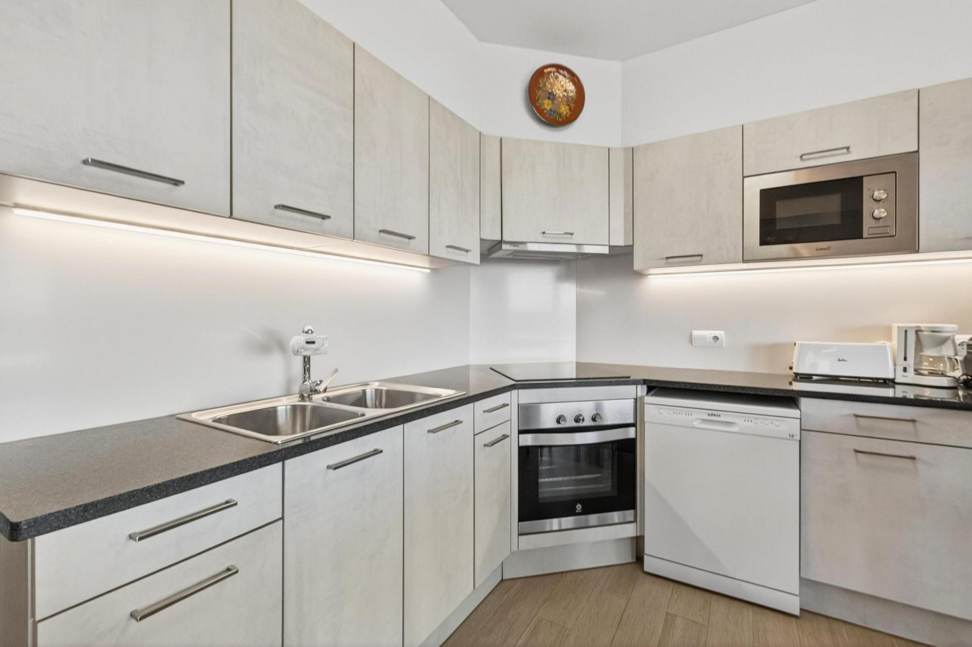 Apartamento en el complejo de lujo en Cap Sa Sal (Begur) con vistas al mar