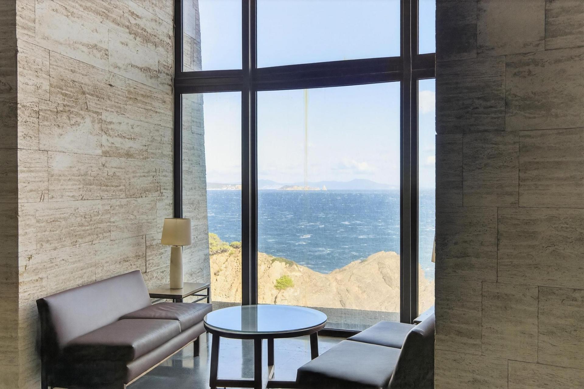 Apartamento en el complejo de lujo en Cap Sa Sal (Begur) con vistas al mar