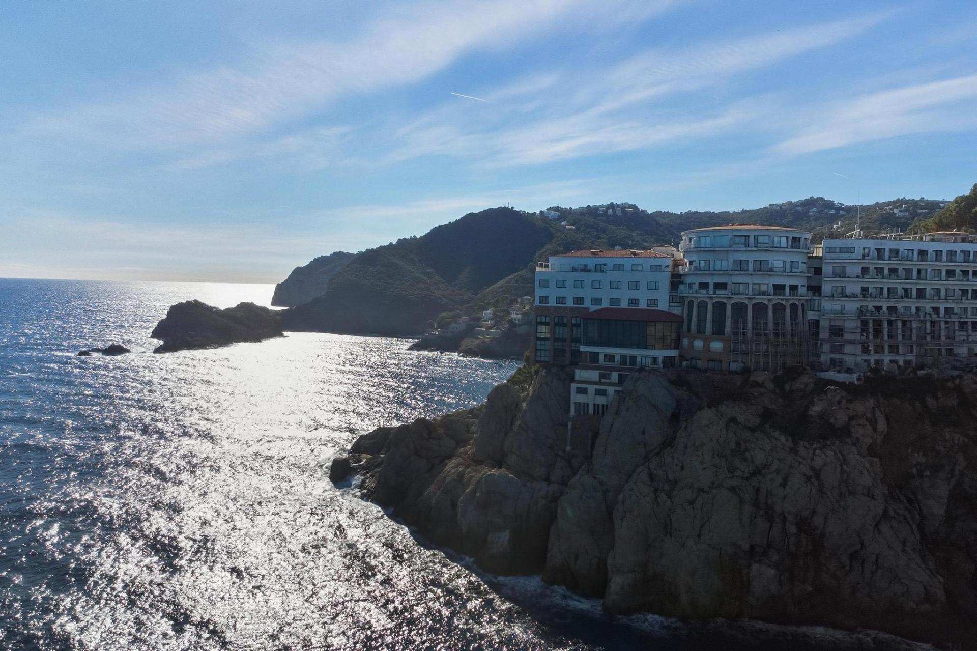 Apartamento en el complejo de lujo en Cap Sa Sal (Begur) con vistas al mar